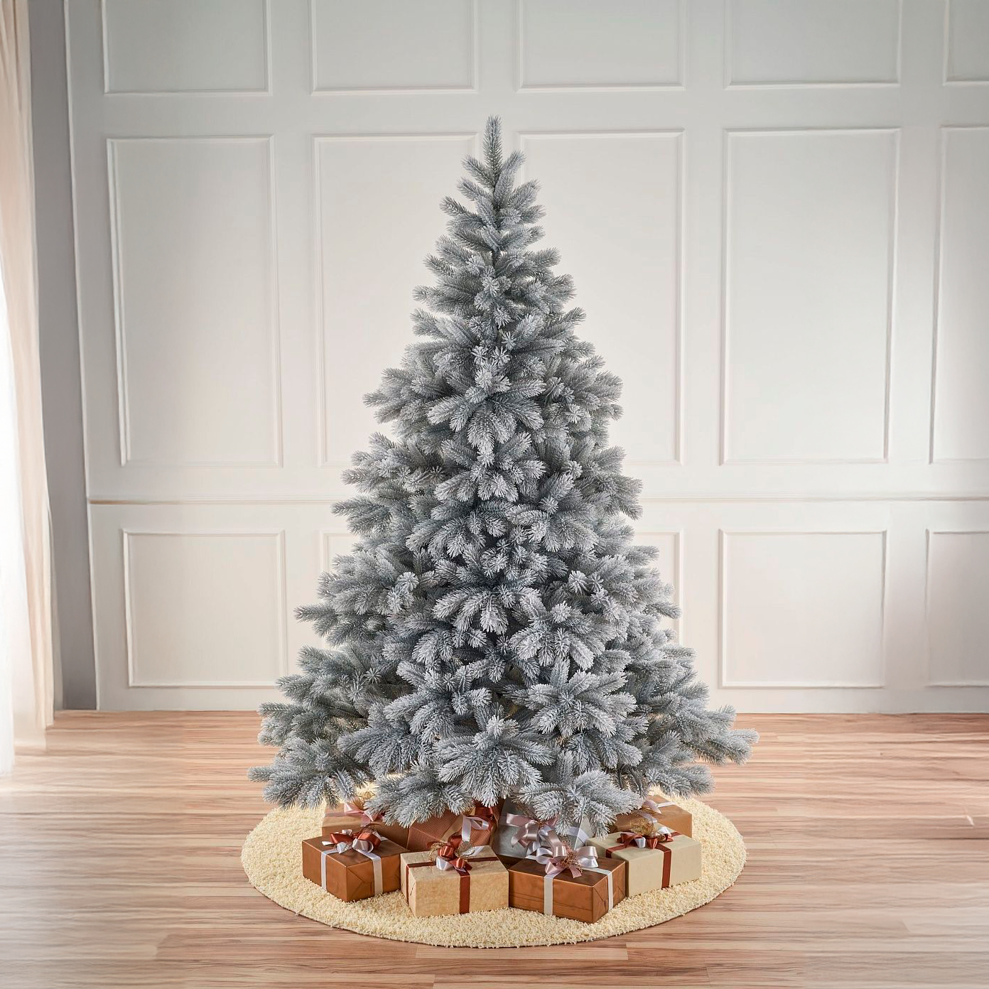 Изображение товара Ель новогодняя искусственная Max christmas Монблан 210 см заснеженная с блёстками