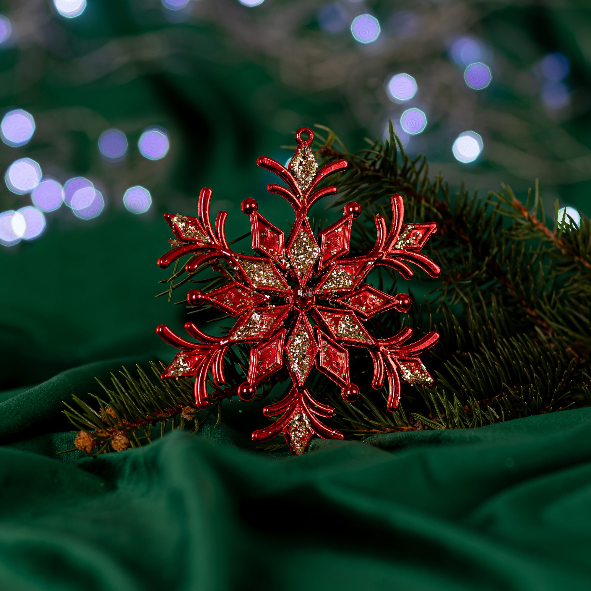 Изображение товара Новогоднее украшение Снежинка 365 красно-золотой Елочная игрушка