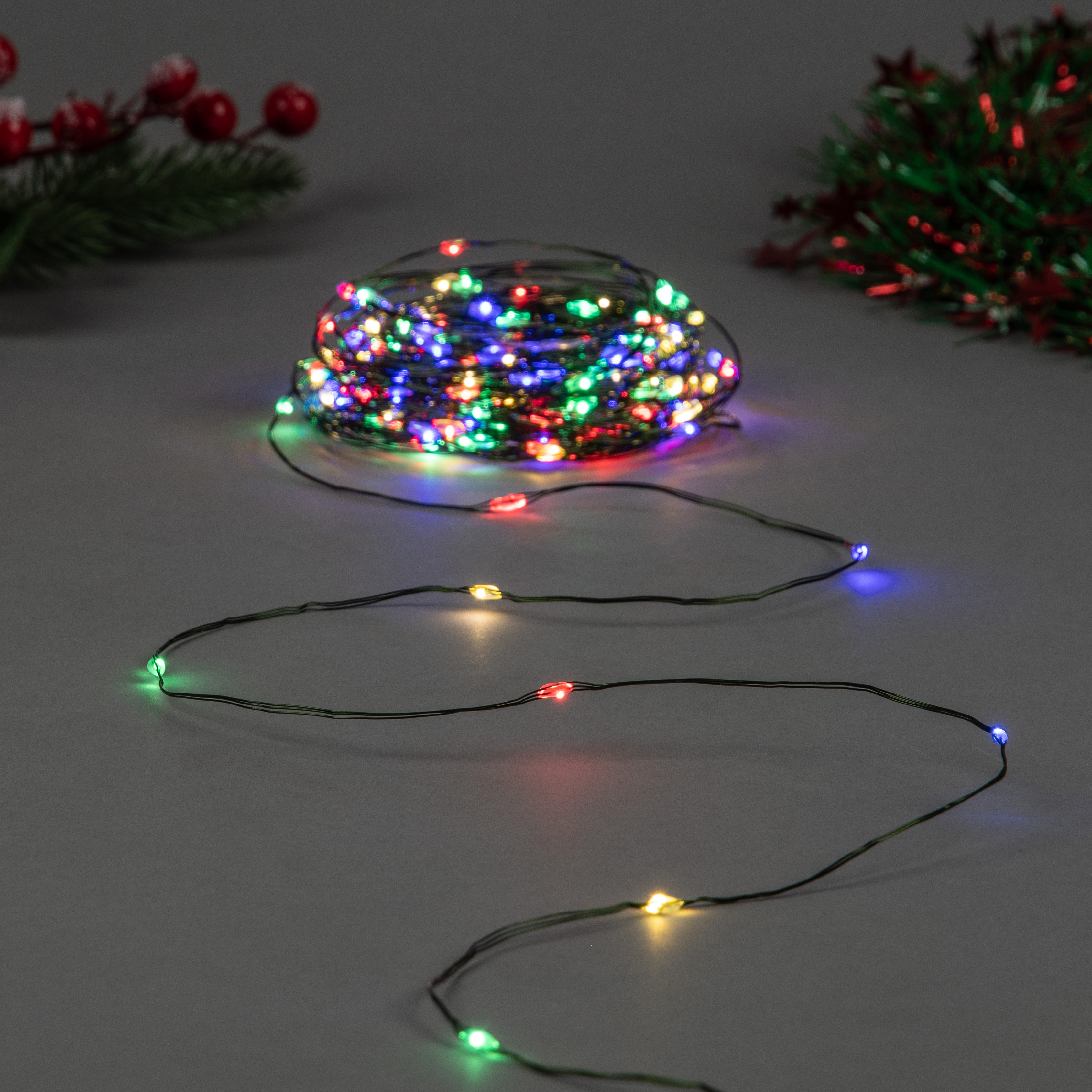 Изображение товара Гирлянда светодиодная роса UNIEL 100 м разноцветная IP20 8 режимов