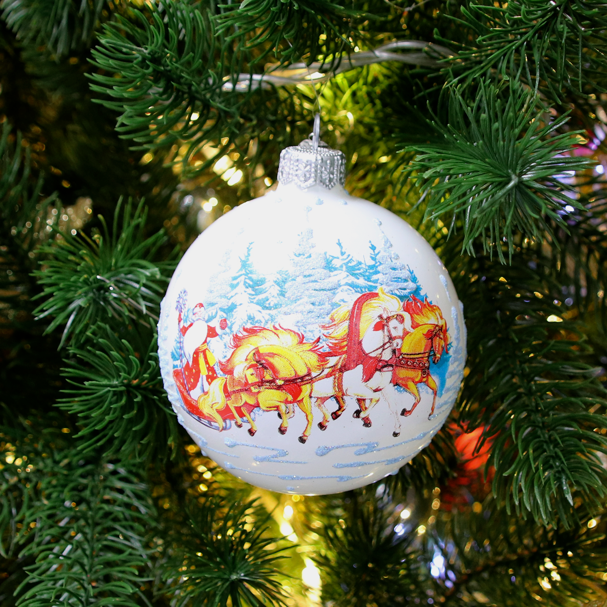 Изображение товара Шар Дед мороз и тройка КУ-80-234040 ,80 мм цвет разноцветный