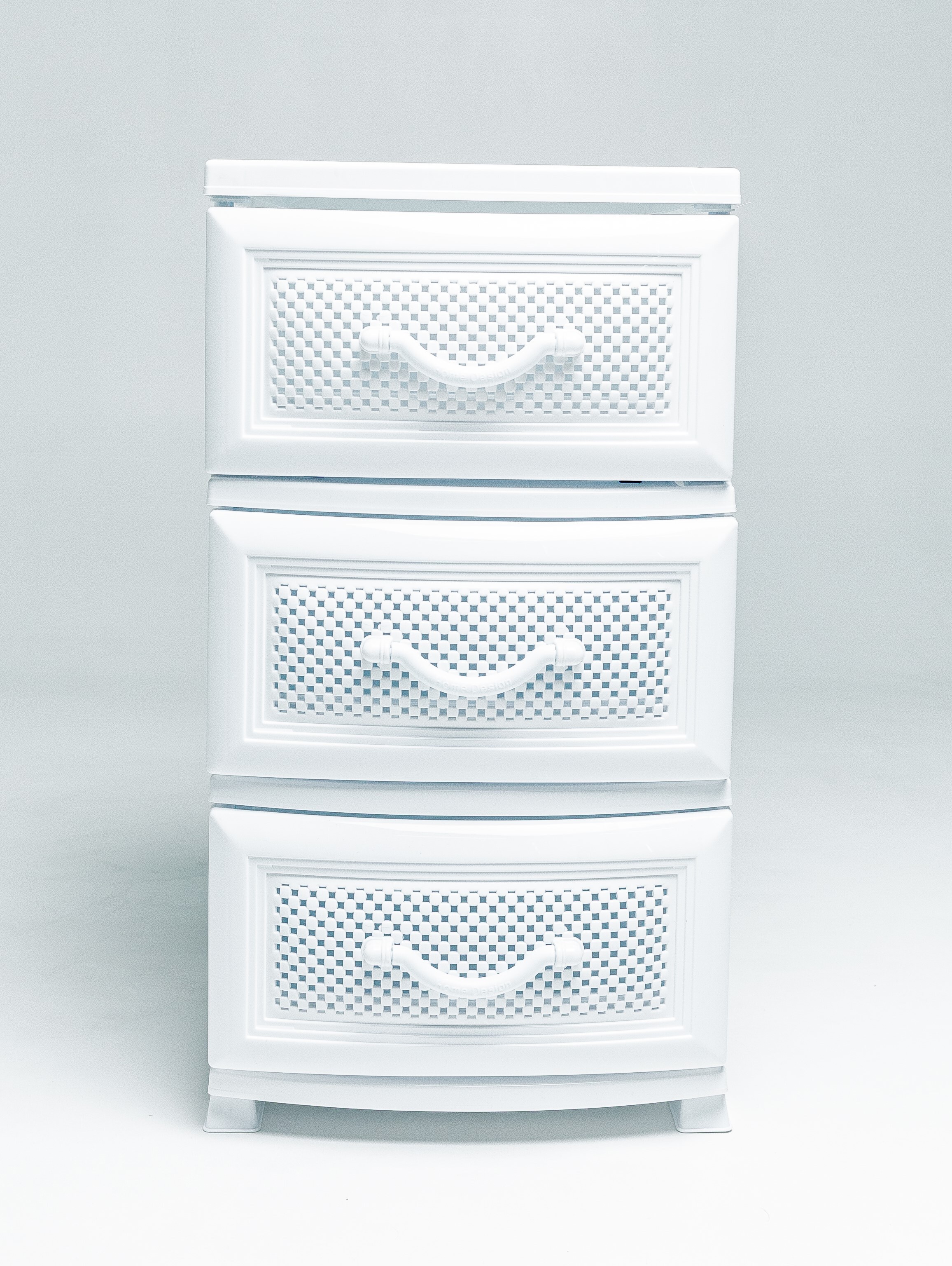 Изображение товара Комод Росспласт Дельфин белый 3 ящика 38х47х75 см Изображение товара Комод Росспласт Дельфин белый 3 ящика 38х47х75 см