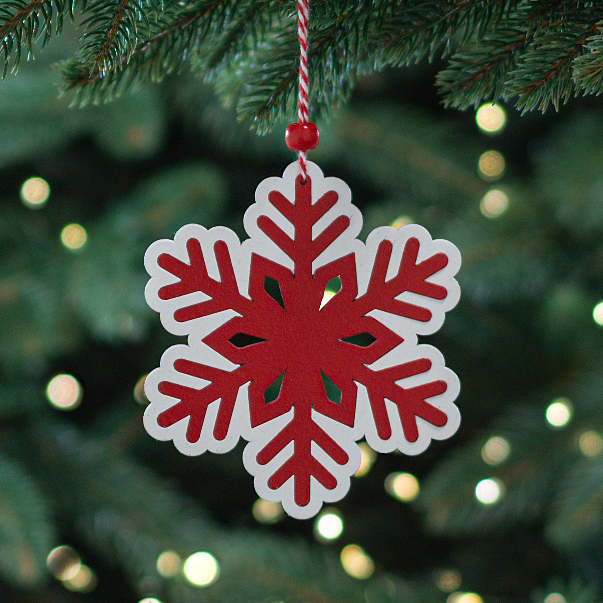 Изображение товара Елочная игрушка Снежинка 11х11 красный цвет фанера праздничный декор