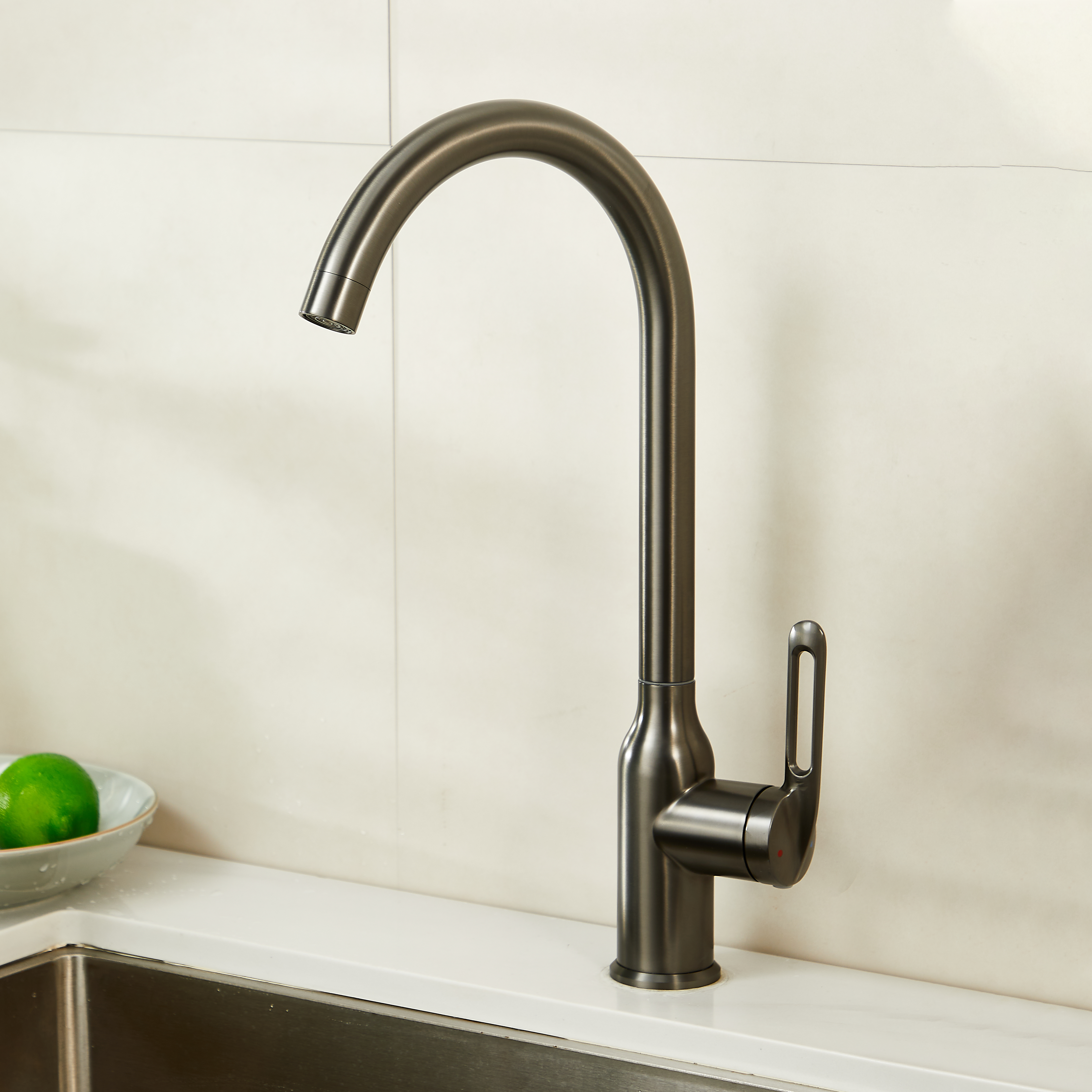 Изображение товара Смеситель для кухни Haiba HB70825-3 нержавеющий с поворотным изливом 29 см