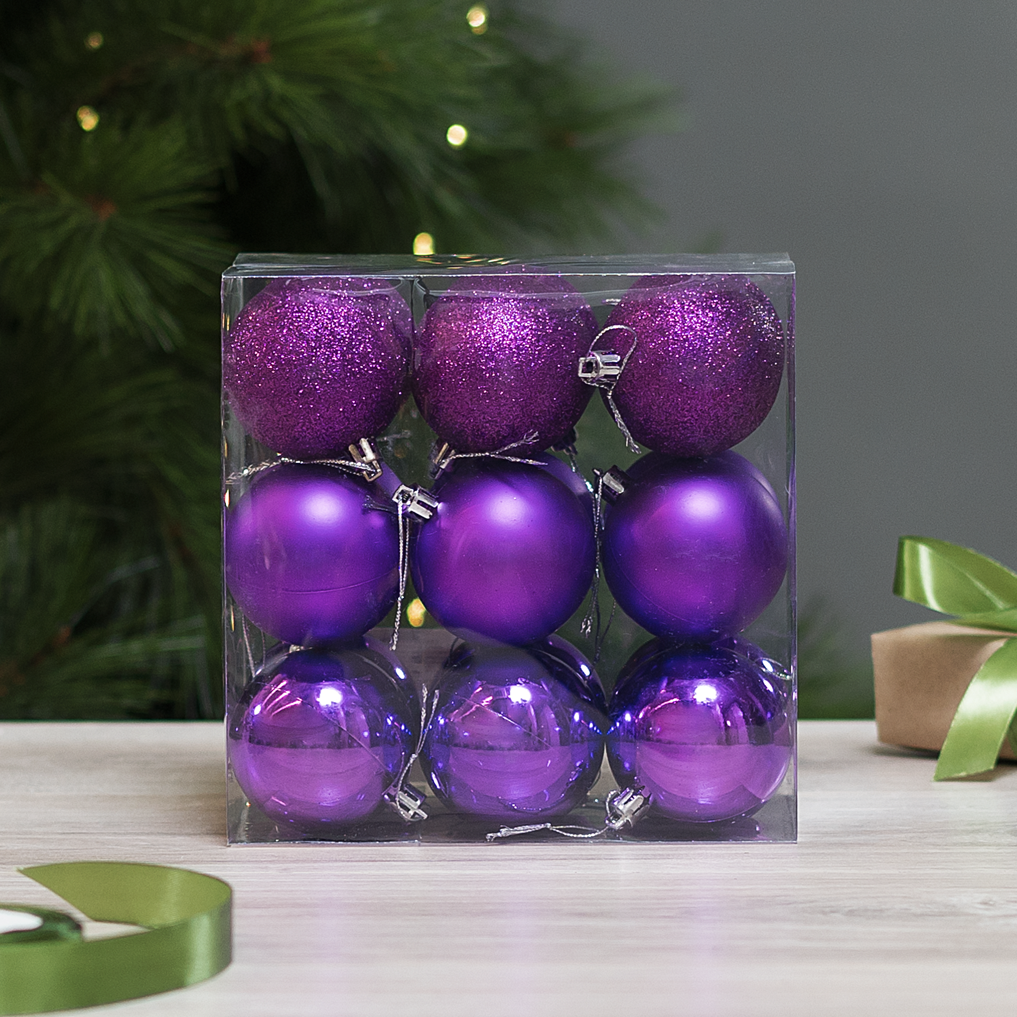 Изображение товара Набор елочных шаров Basic фиолетовый 18 шт. ø6 см