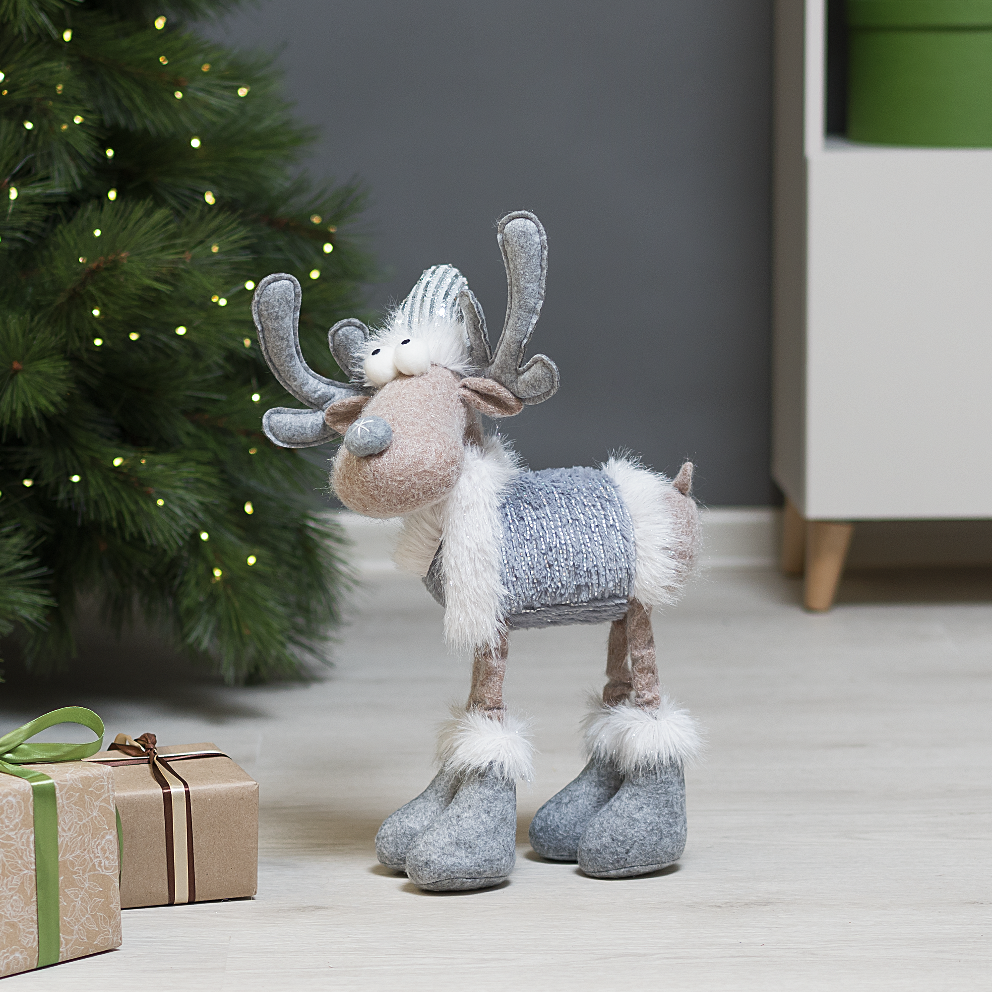 Изображение товара Декоративная фигура Олень на 4 ногах 40 см серебристая