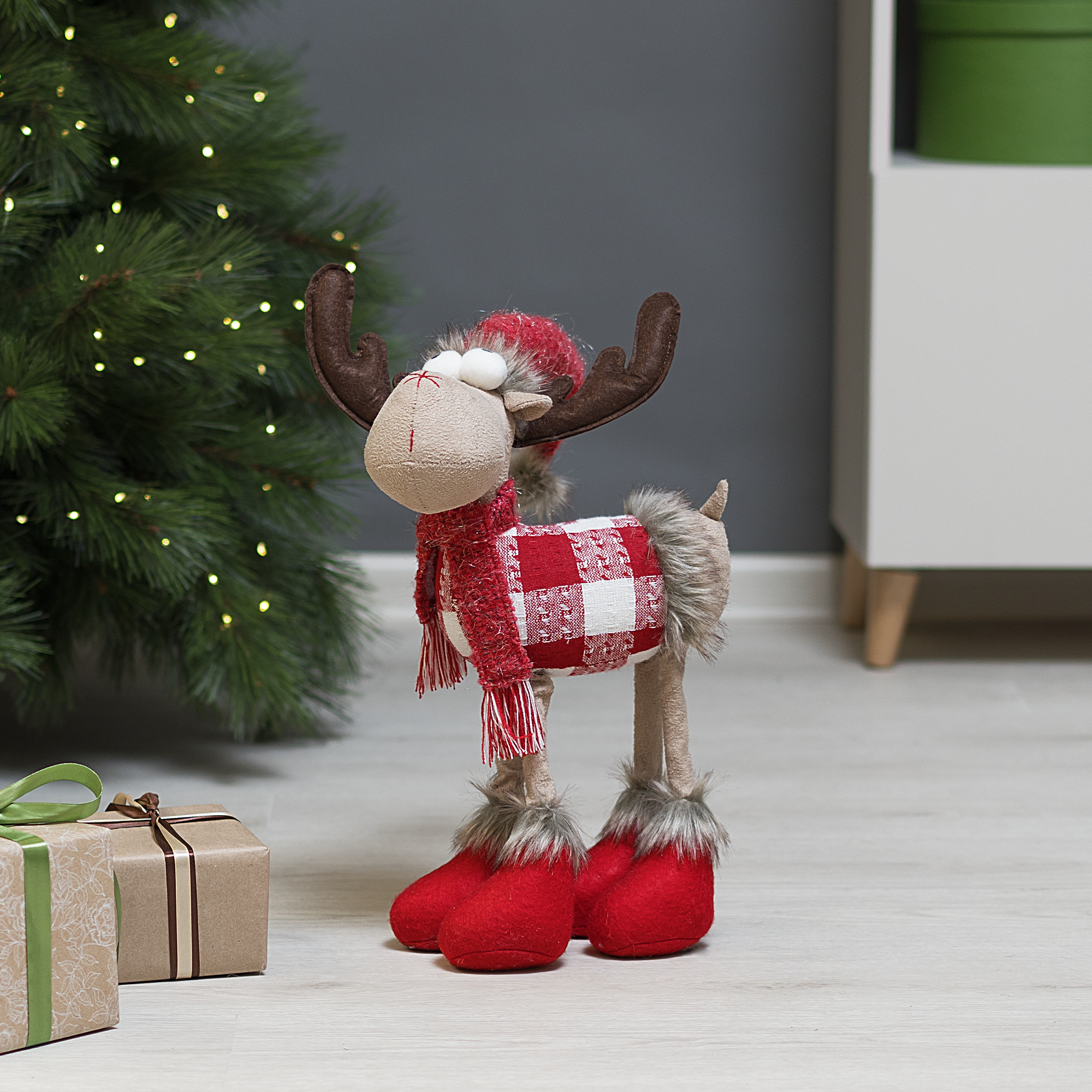 Изображение товара Декоративная фигура Олень на 4 ногах 40 см красная