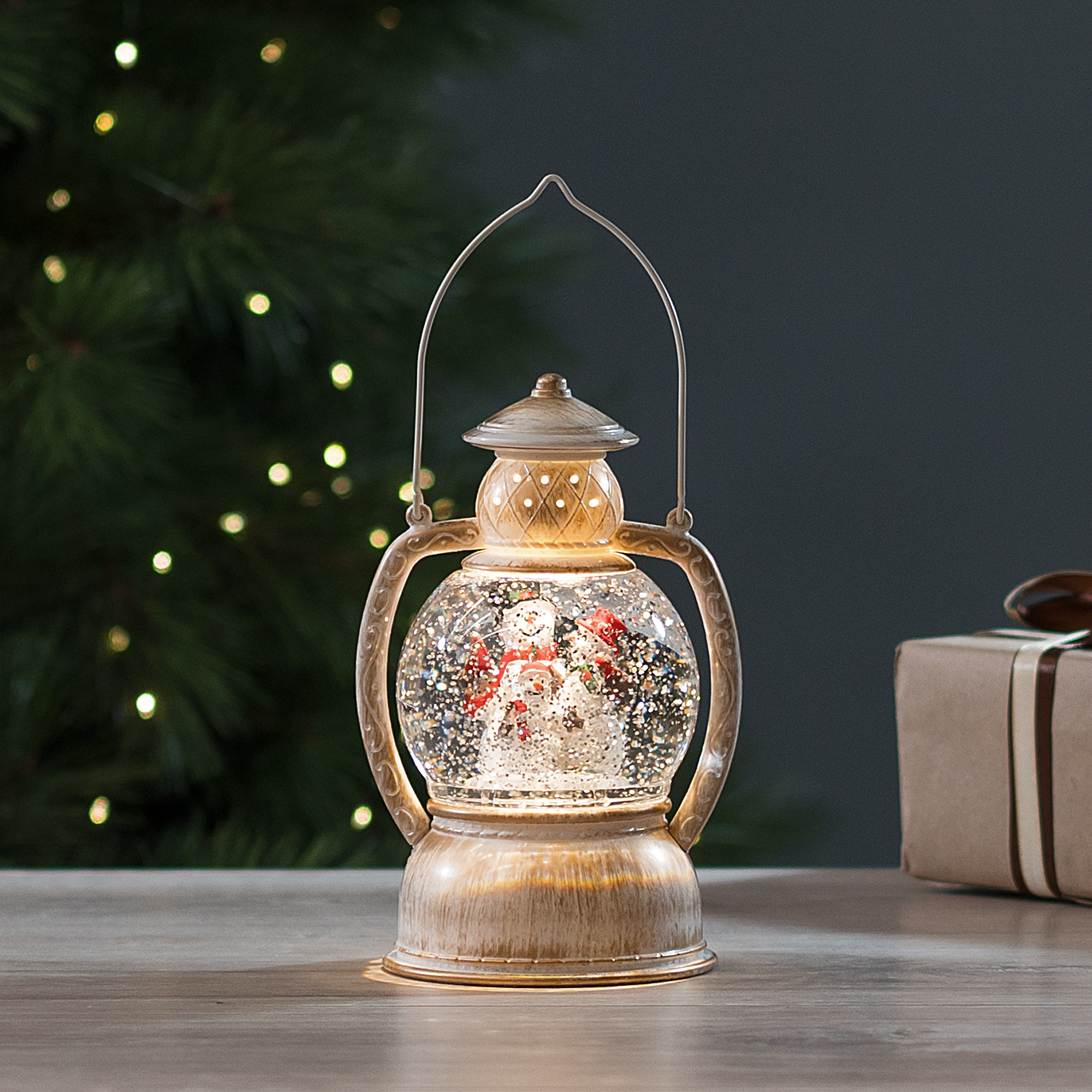 Изображение товара Светодиодный переносной светильник-фонарь декоративный "Снеговик" пластик 19см