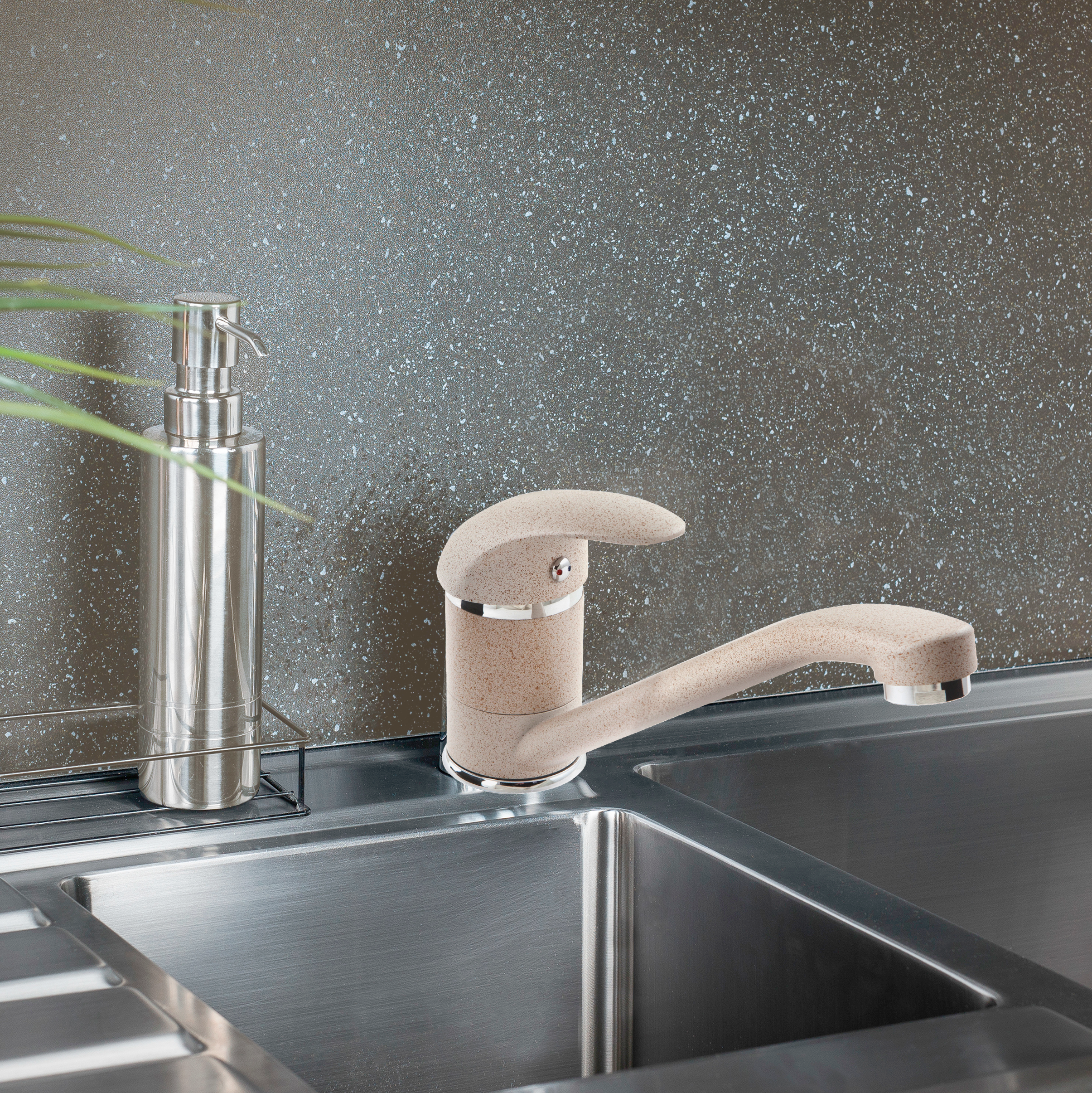 Изображение товара Кухонный смеситель Primavera Garda 13 см бежевый водосберегающий латунь