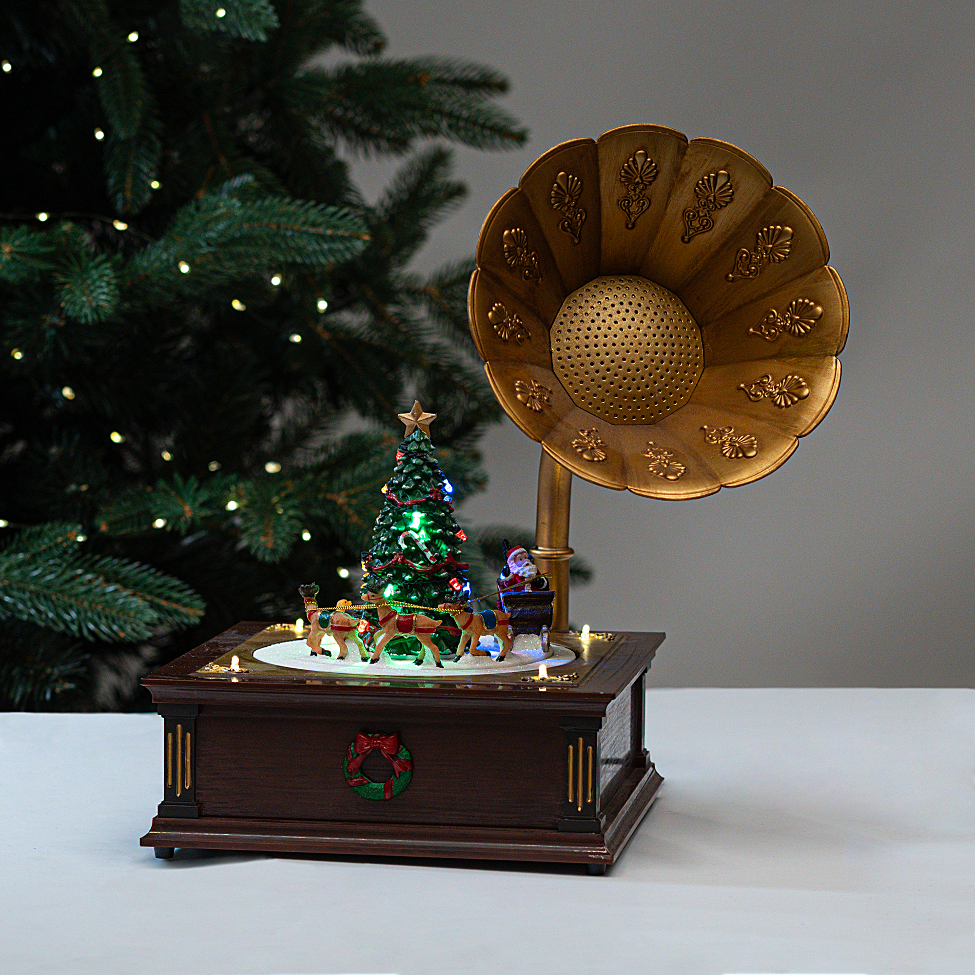 Изображение товара Новогодняя композиция светящаяся Граммофон с музыкой и подсветкой 35.5 см