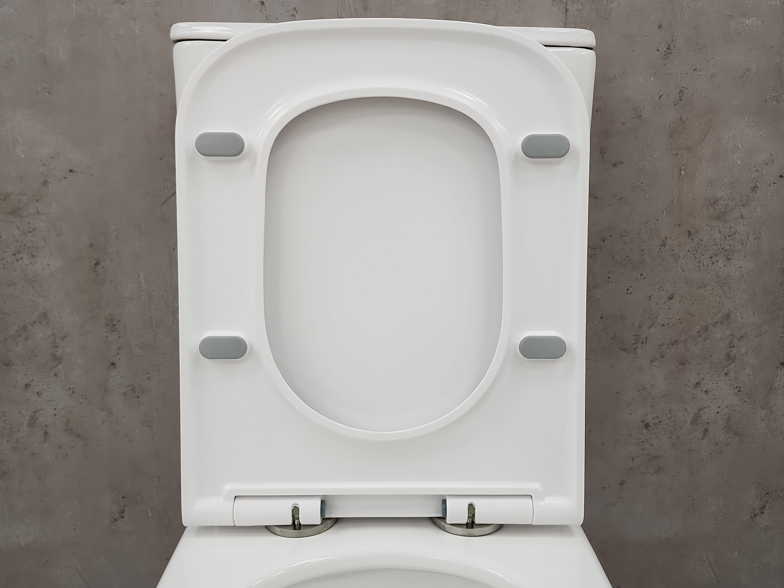 Изображение товара Унитаз-компакт Bloomix X-Cube 3.0 безободковый торнадо Ceramic 84 см