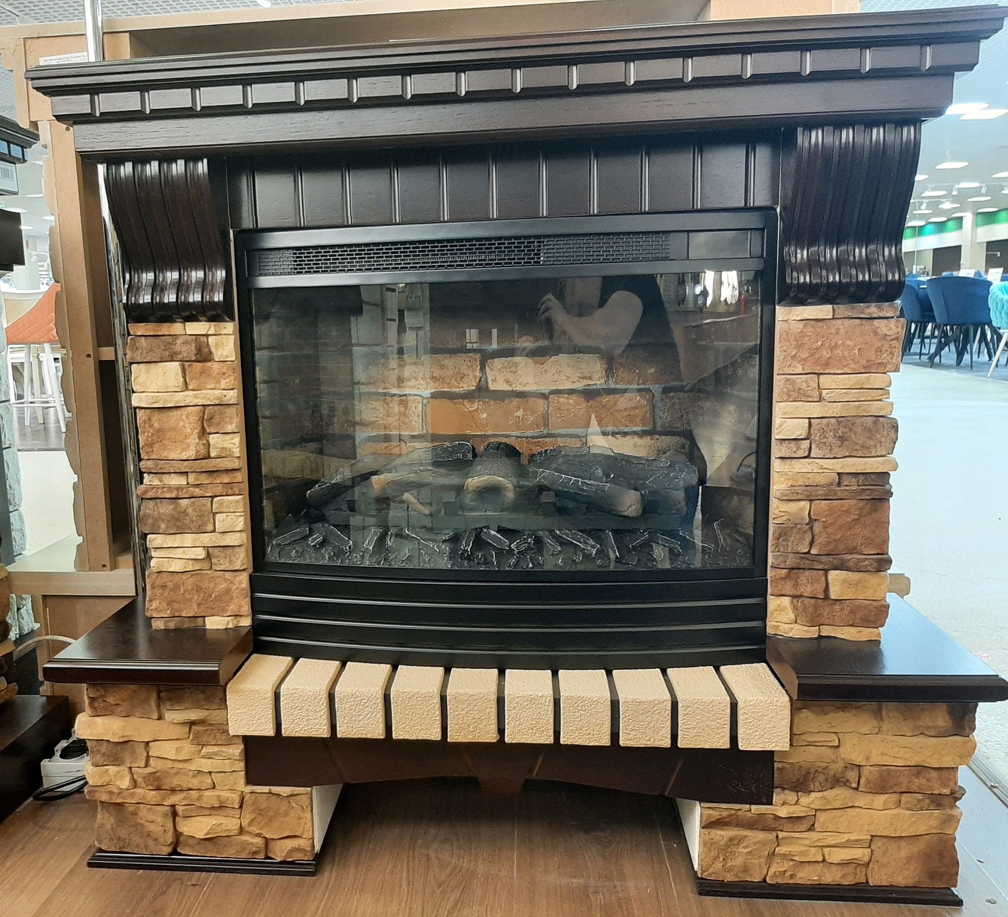 Изображение товара Каминокомплект INTER FLAME Экстер Прованс темный дуб с очагом Panoramic 06-25 LED FX Q