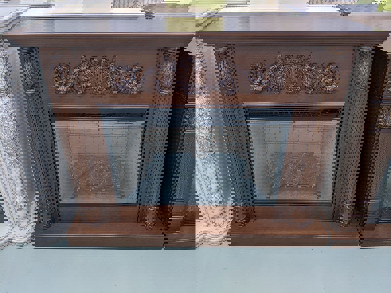 Изображение товара Каминокомплект Inter Flame Лорд с эффектом пламени и обогревом темный дуб