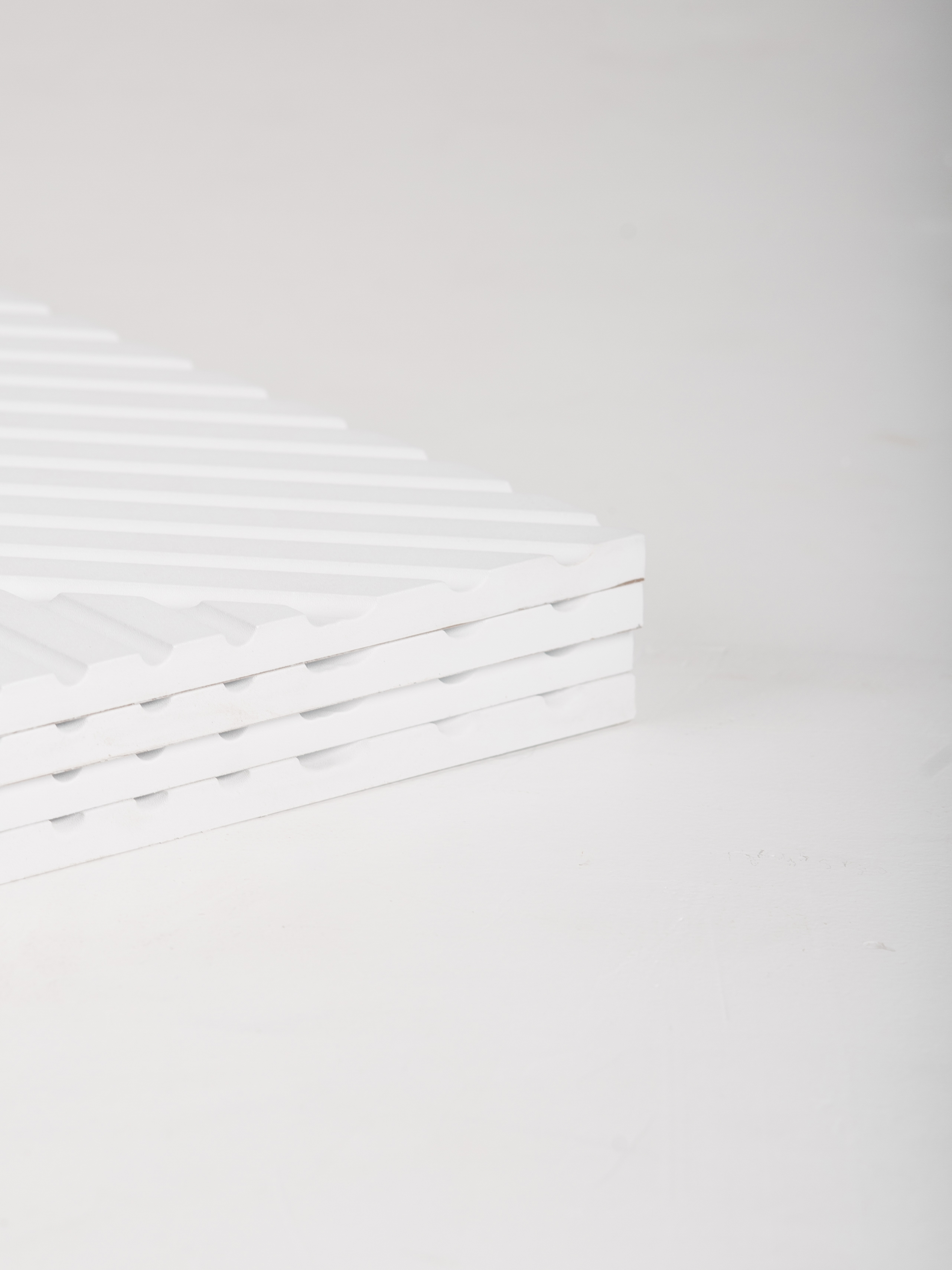 Изображение товара 3D стеновые панели из МДФ Paneli Avrora Bamboo Sticks 500x500x10мм цвет белый матовый 1м²