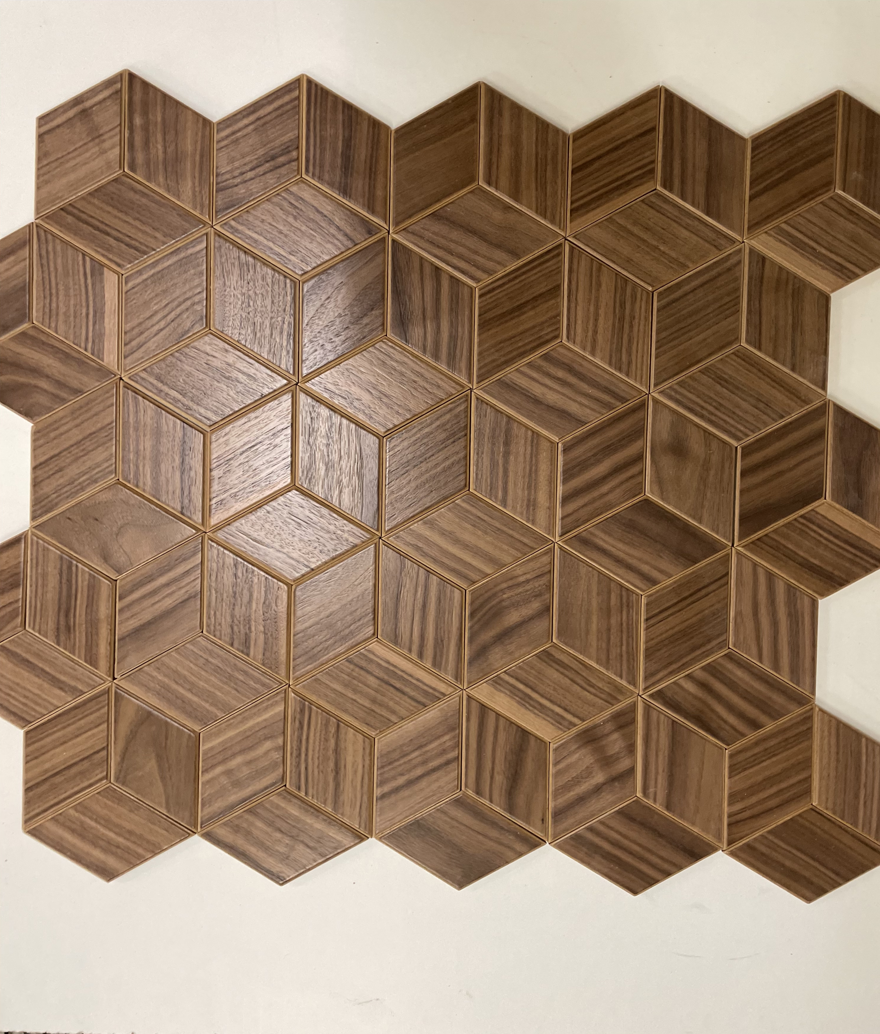 Изображение товара Стеновая панель Alberodiarte Геометрия американский орех 102шт 112x7.2см 0.50м²