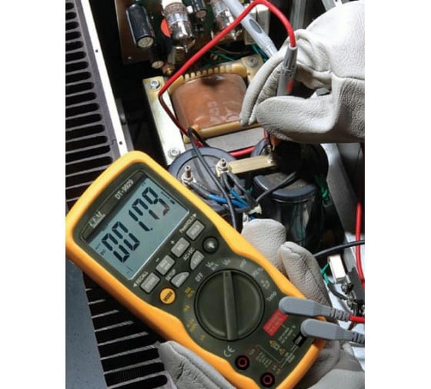 Изображение товара Цифровой мультиметр CEM DT-9939 с USB интерфейсом