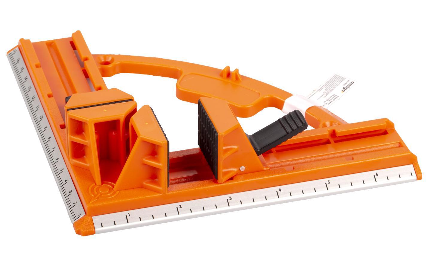 Изображение товара Угловой зажим Amigo 74816 95 мм армированный нейлон быстрое зажатие