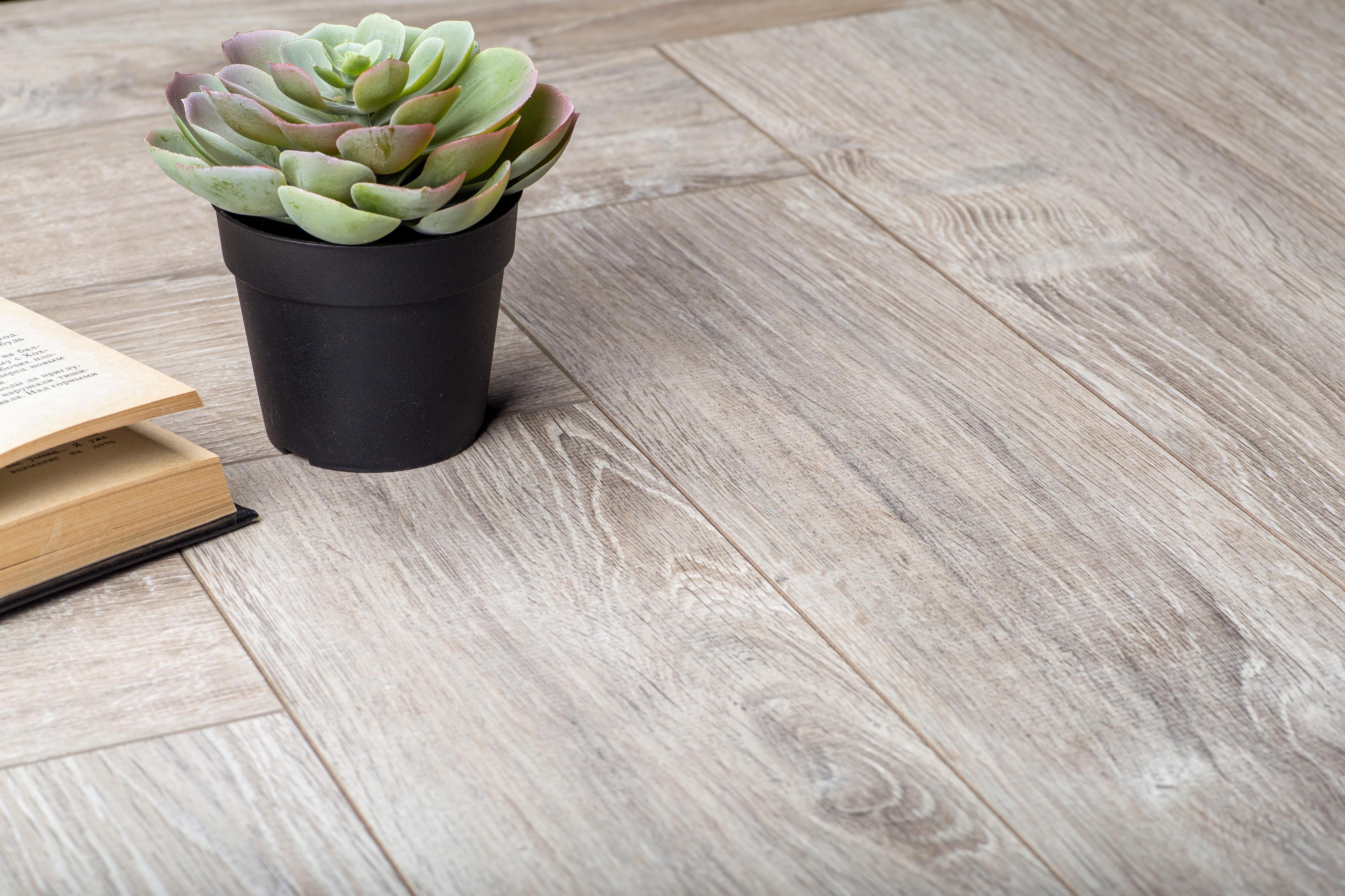Изображение товара Ламинат Alsafloor Solid Medium Sardinia Oak 33 класс толщина 12 мм с фаской 0.94 м²