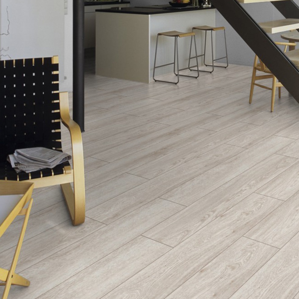 Изображение товара Ламинат Kronopol Marine Platinium Atlantic Oak 32 класс 10 мм с фаской