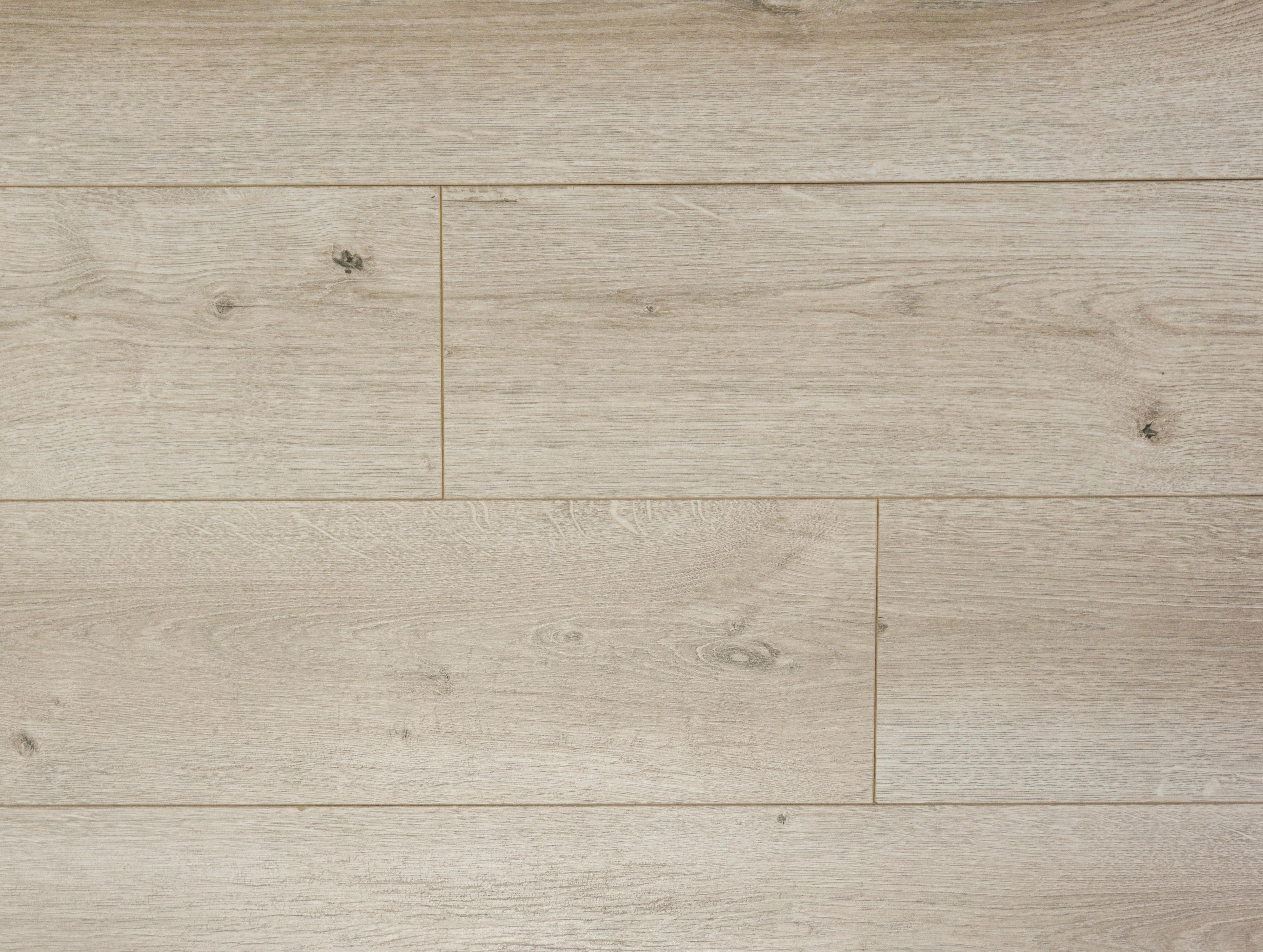 Изображение товара Ламинат Kronopol Zodiak Platinium Capricorn Oak 33 класс 10 мм с фаской 4 сторон