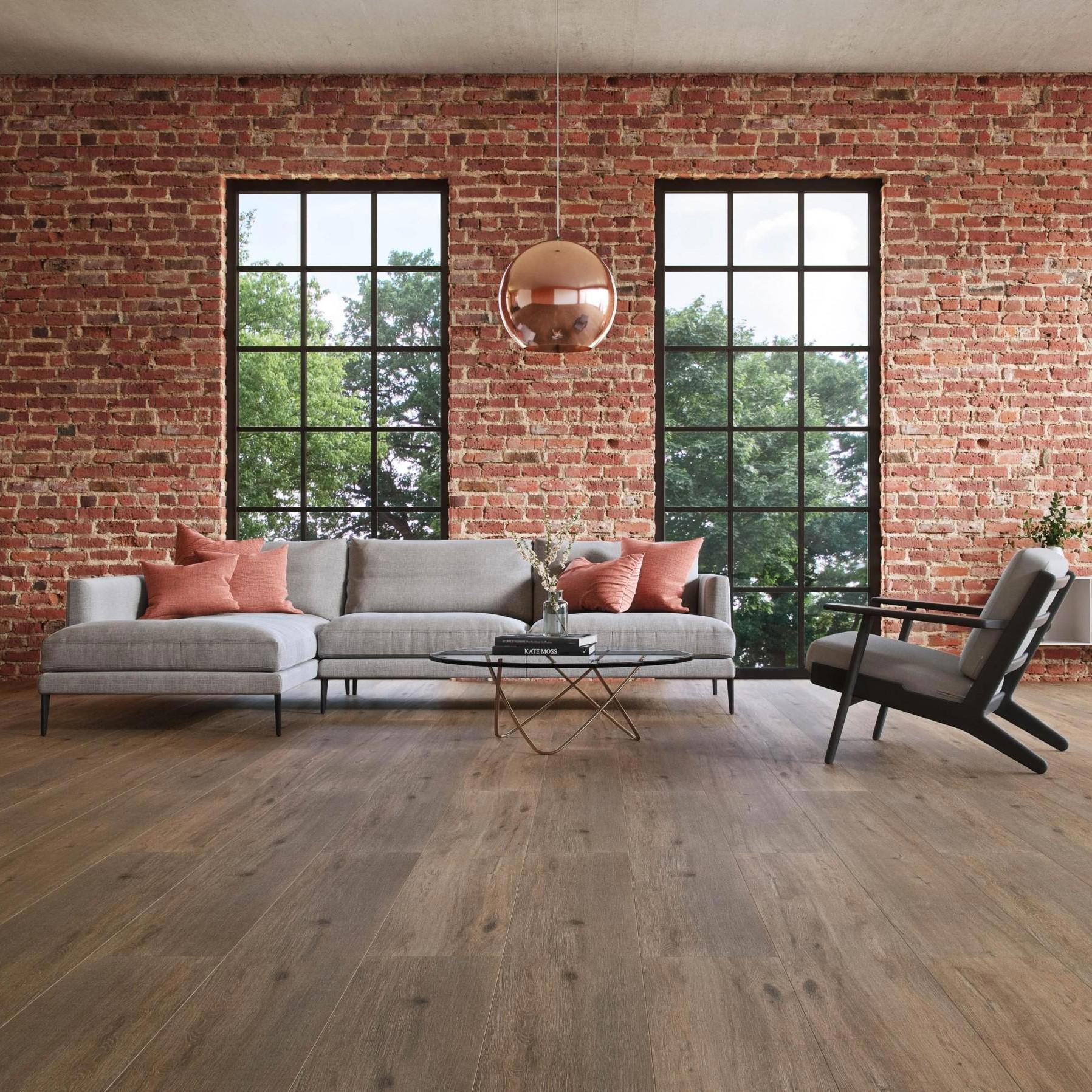 Изображение товара Ламинат Wineo Дуб Дикий темно-коричневый 33 класс 8 мм с фаской 2.73 м²