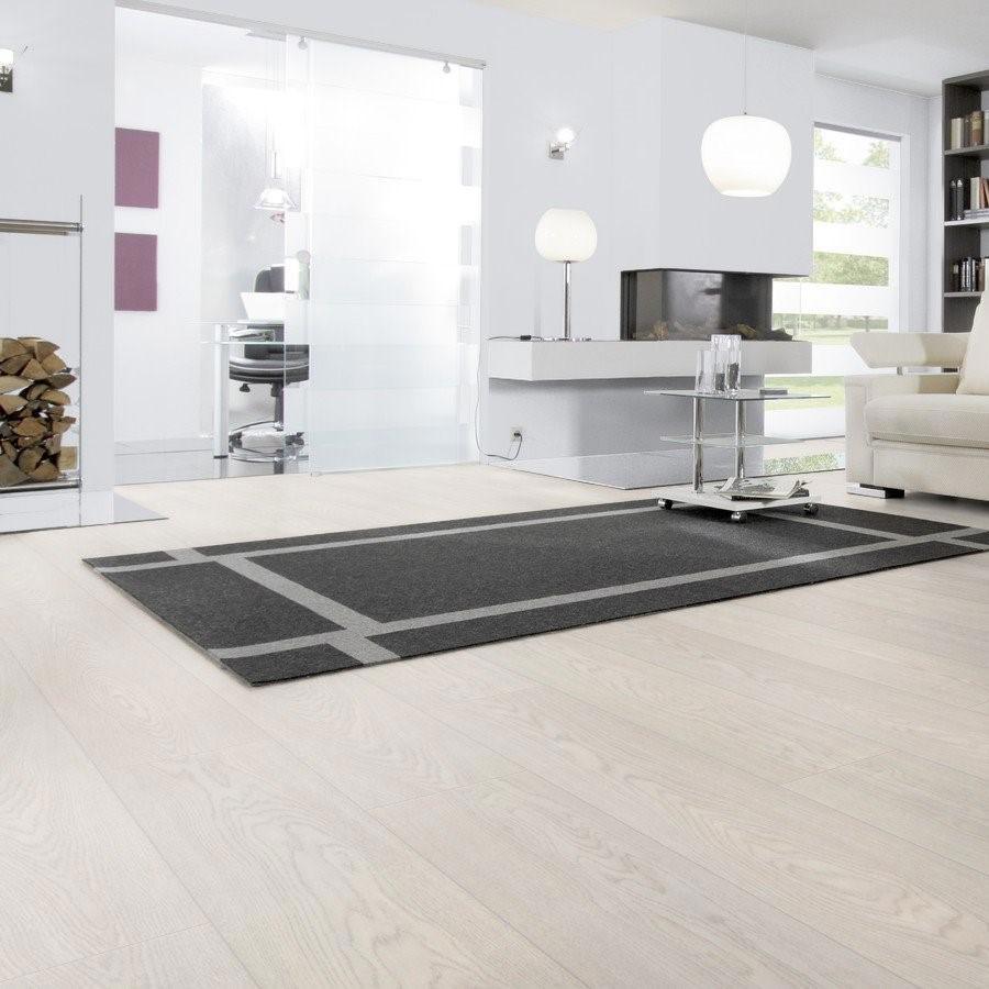 Изображение товара Ламинат Wineo LA169MV4 Дуб Спокойный белый 8 мм 33 класс влагостойкий