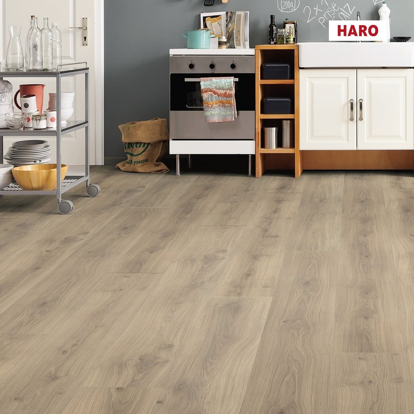 Изображение товара Ламинат HARO Дуб Эмилия Вельвет 32 класс 8 мм с фаской 2.68 м² Германия