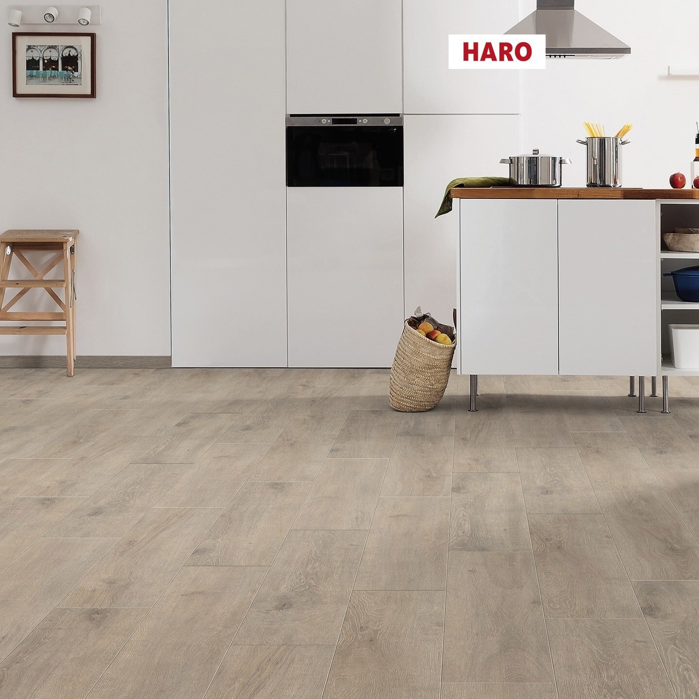 Изображение товара Ламинат Haro Дуб Венето Мокка 33 класс толщина 8 мм с фаской 1.98 м²