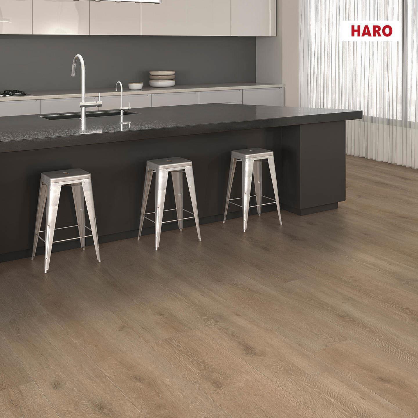 Изображение товара Ламинат Haro Дуб Венето Кремовый 33 класс влагостойкий с фаской 8 мм 2.68 м²