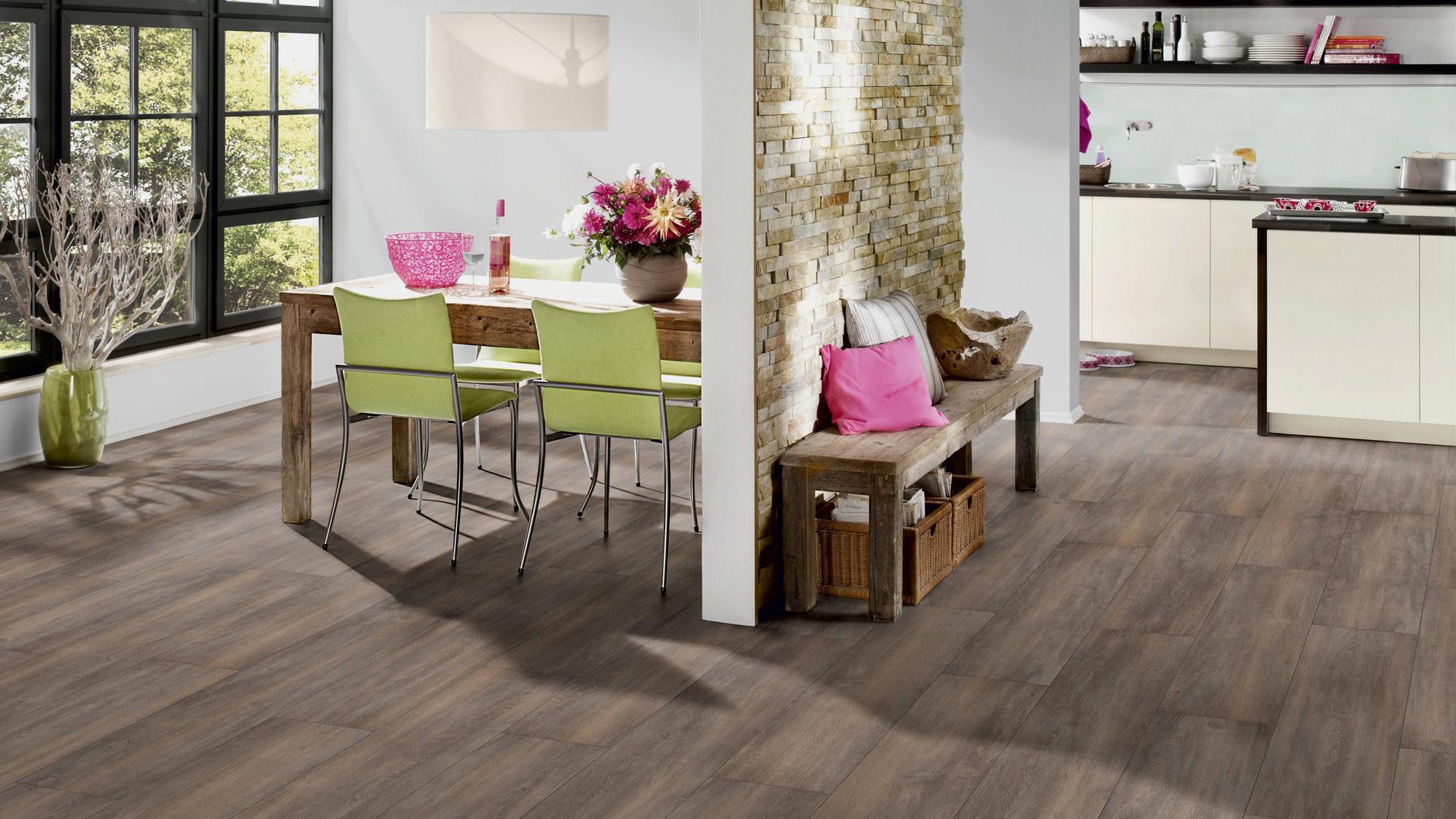 Изображение товара Ламинат Ter Hurne Дуб Дымчато-серый 8 мм 32 класс с фаской водостойкий