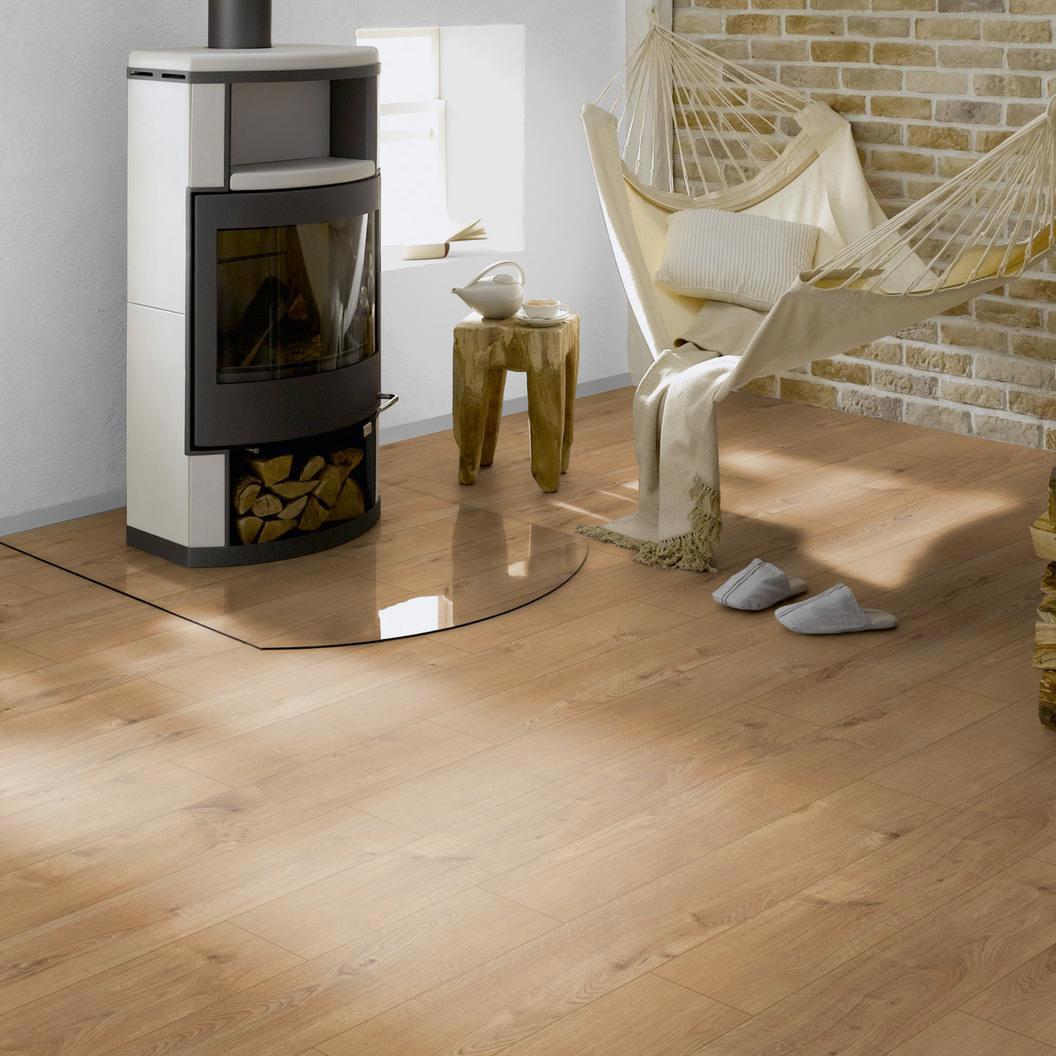 Изображение товара Ламинат Ter Hurne Дуб золотисто-коричневый 32 класс 8 мм с фаской, Германия