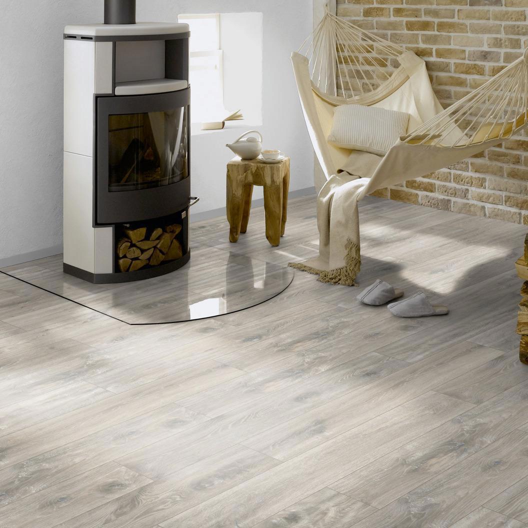 Изображение товара Ламинат Ter Hurne Дуб Лофт 32 класс 8 мм 2 м²