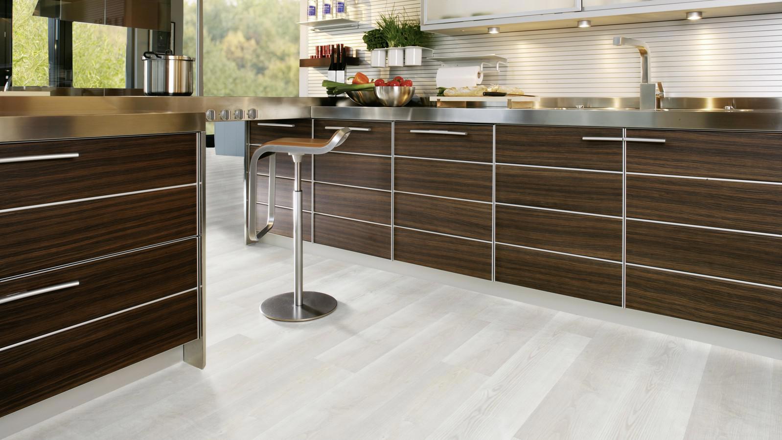 Изображение товара ПВХ плитка Wineo Wood Dream Pine Light 31 класс толщина 2 мм 3.89 м²