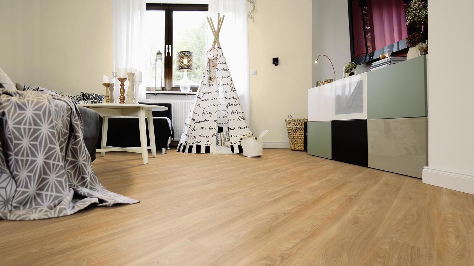 Изображение товара ПВХ плитка Wineo Wood Summer Oak Golden 31 класс толщина 2 мм 3.89 м², цена за упаковку