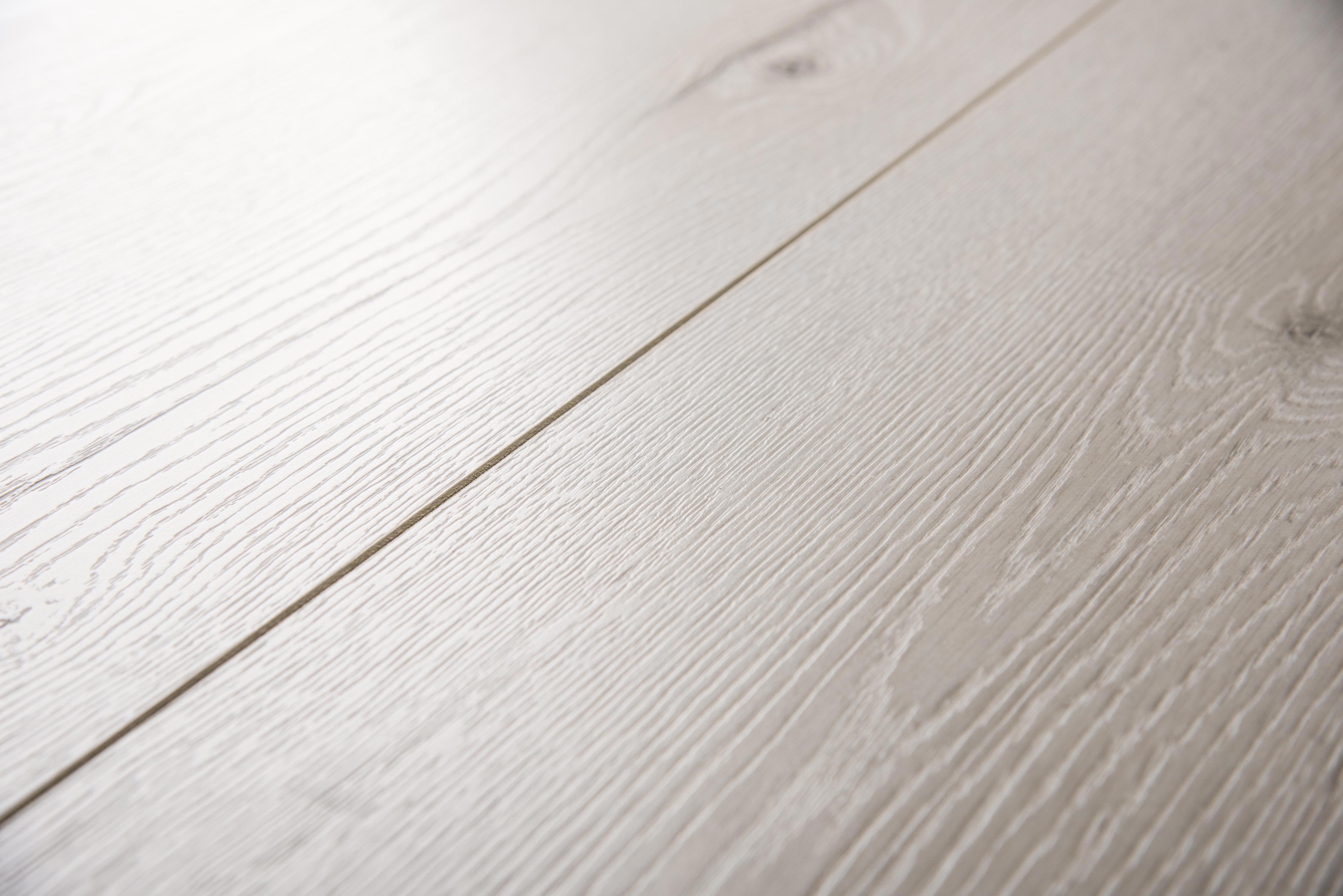 Изображение товара Ламинат CLASSEN Клэптон 33 класс 8 мм влагостойкий с фаской Германия