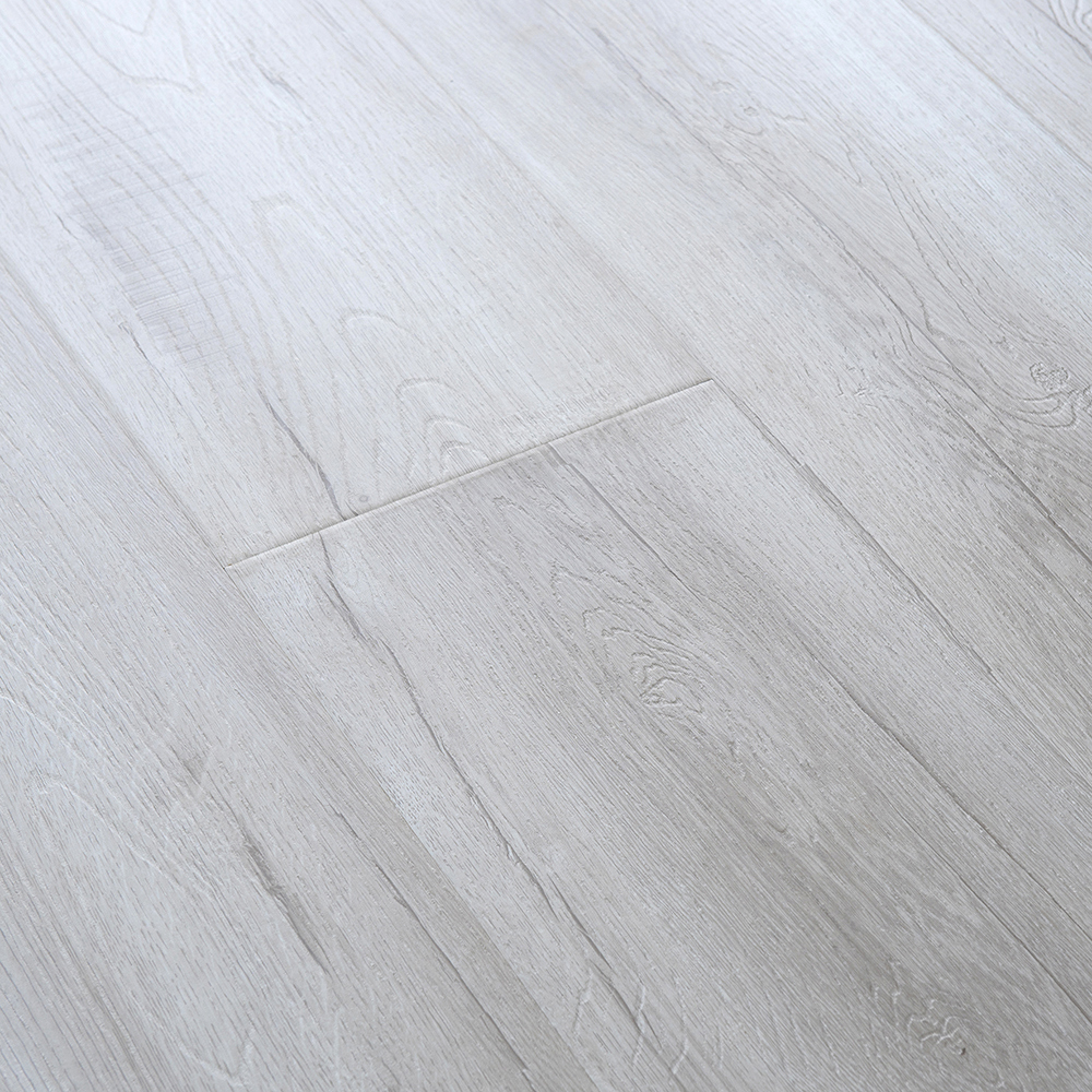 Изображение товара Ламинат Lamiwood Дуб Дымчатый 12 мм 34 класс с фаской, 1.75 м²