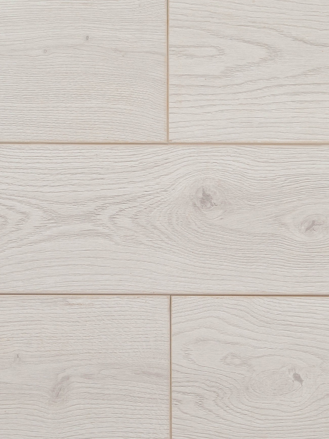 Изображение товара Ламинат Ламинели Сосна Снежная 33 класс толщина 12 мм с фаской 1.347 м²