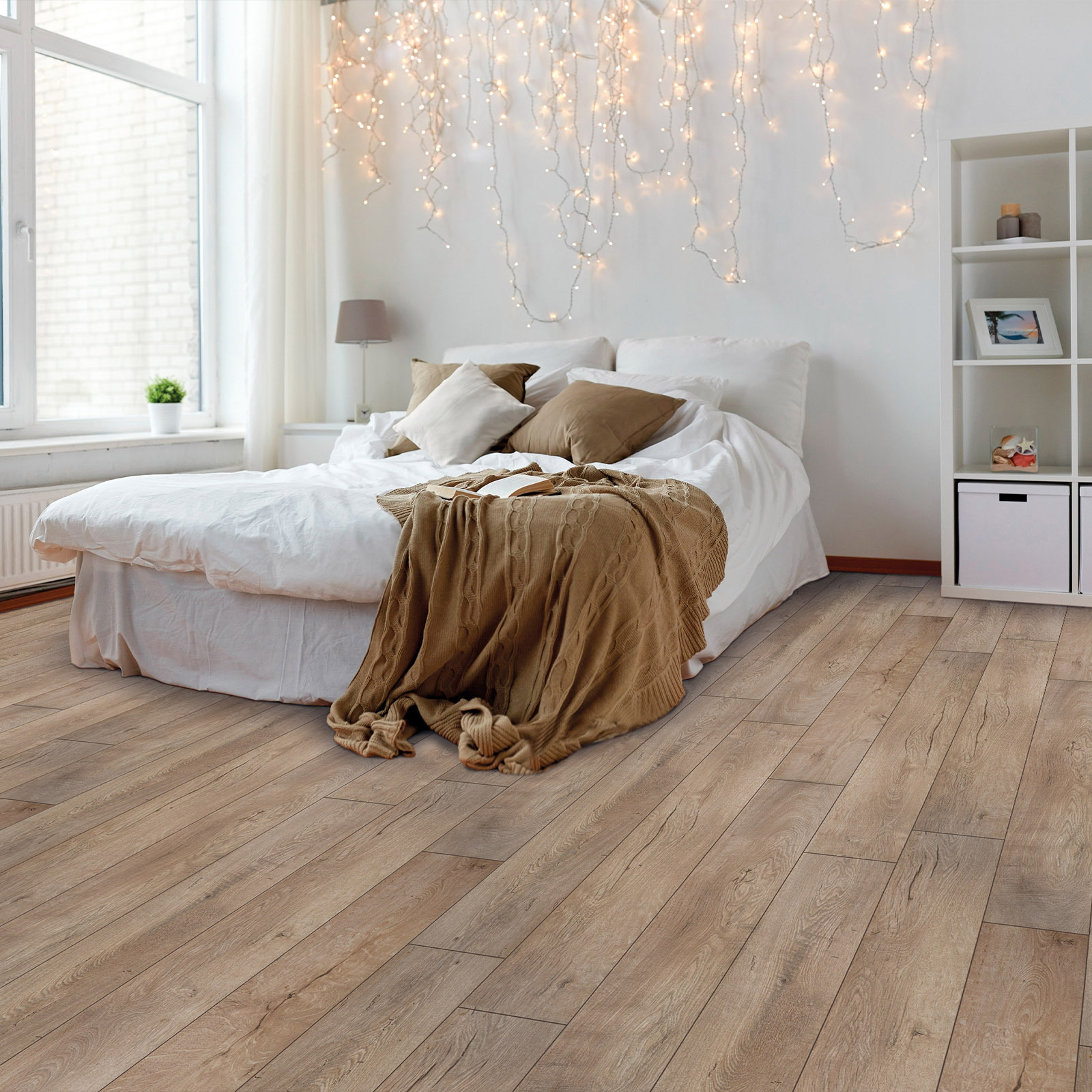 Изображение товара Ламинат Peli Vintage Ван Браун 33 класс 8 мм с фаской, 1.96 м² упаковка