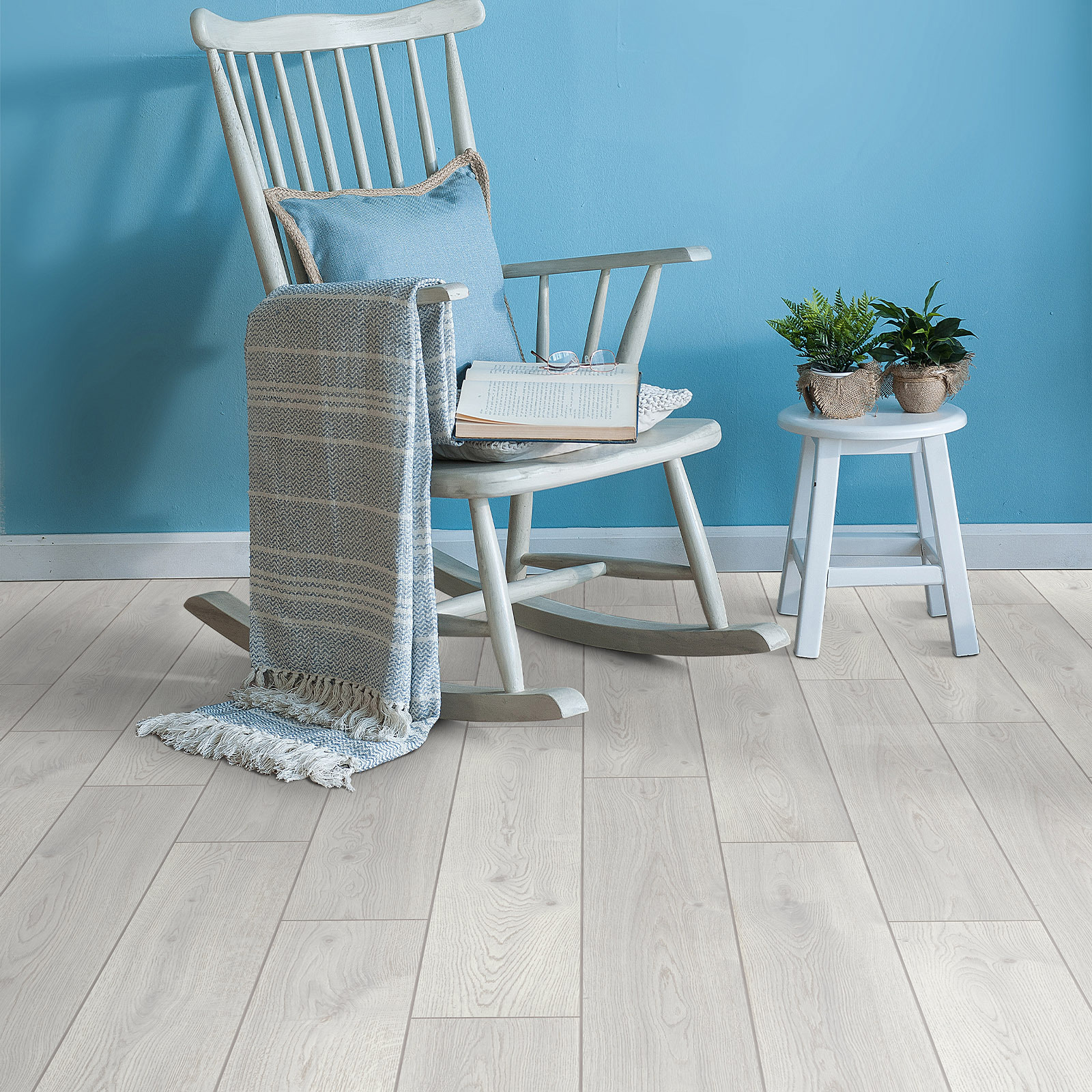 Изображение товара Ламинат Peli Loft Истранца Дуб 32 класс толщина 8 мм с фаской 1.6202 м², цена за упаковку