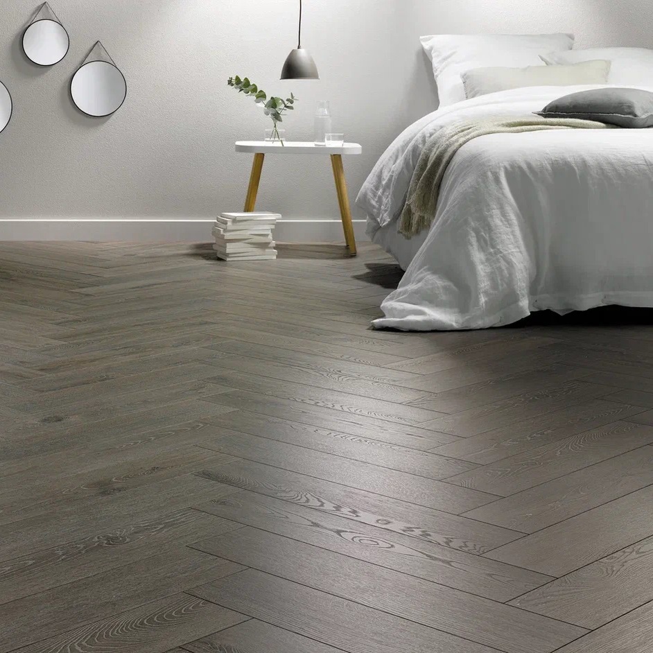 Изображение товара Ламинат Alsafloor Herringbone Aronia Oak Елка 33 класс влагостойкий 12 мм
