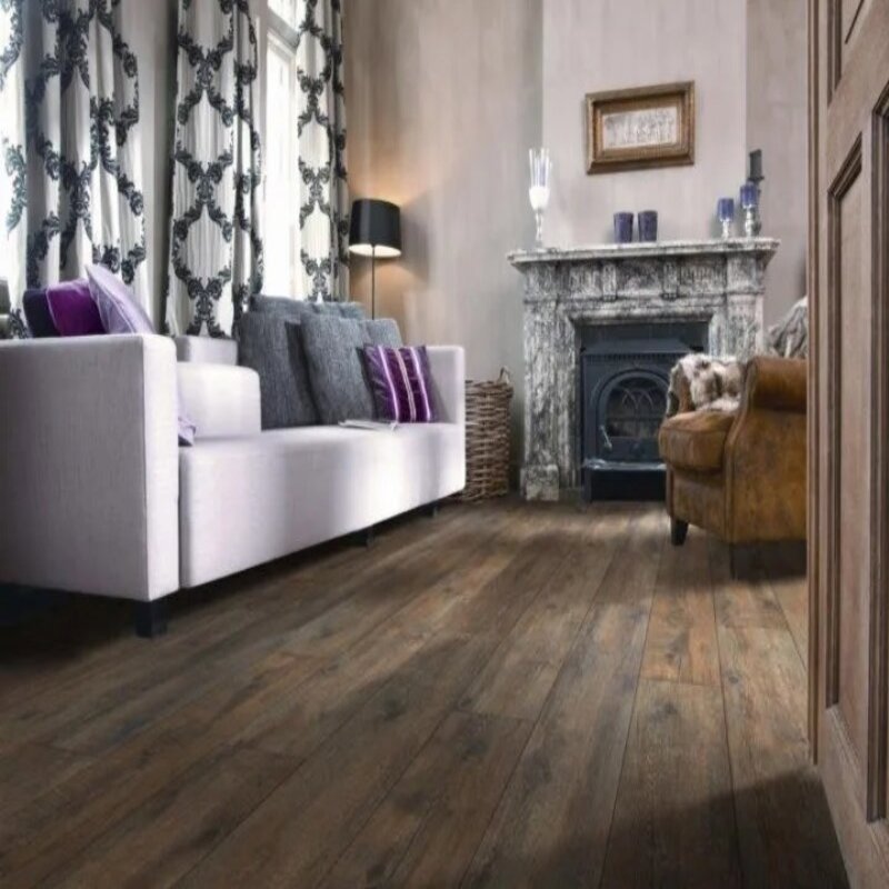 Изображение товара Ламинат VivaFloor Black Label Берри тёмный 32 класс толщина 8 мм с фаской 2.097 м²