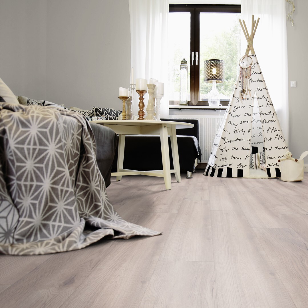 Изображение товара Ламинат Wineo 700 wood L V4 Дуб Греческий  Бежевый 33 класс толщина 8 мм с фаской 2.69 м², цена за упаковку