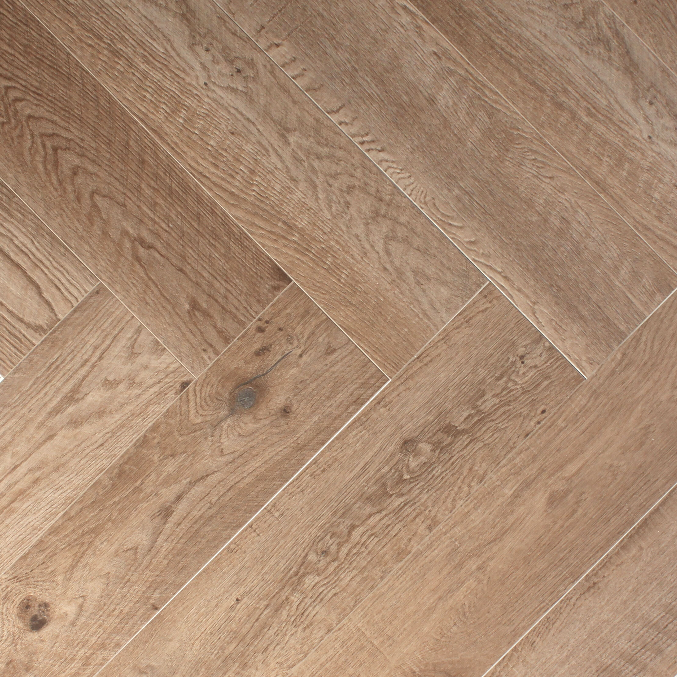 Изображение товара SPC плитка Betta Chalet Ла-Пасс елочка 42 класс толщиной 4.5 мм для водостойкого пола