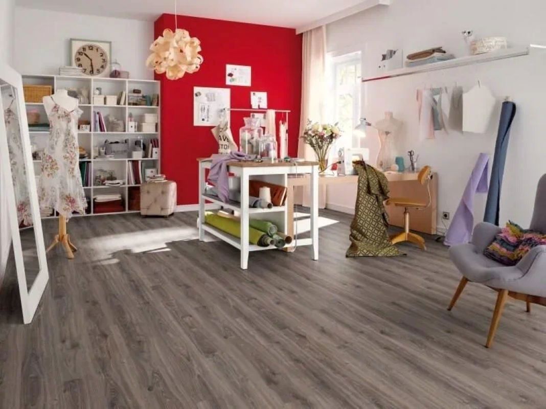 Изображение товара Ламинат Woodstyle Bravo Дуб байлот 33 класс толщина 8 мм с фаской 1.99 м², цена за упаковку