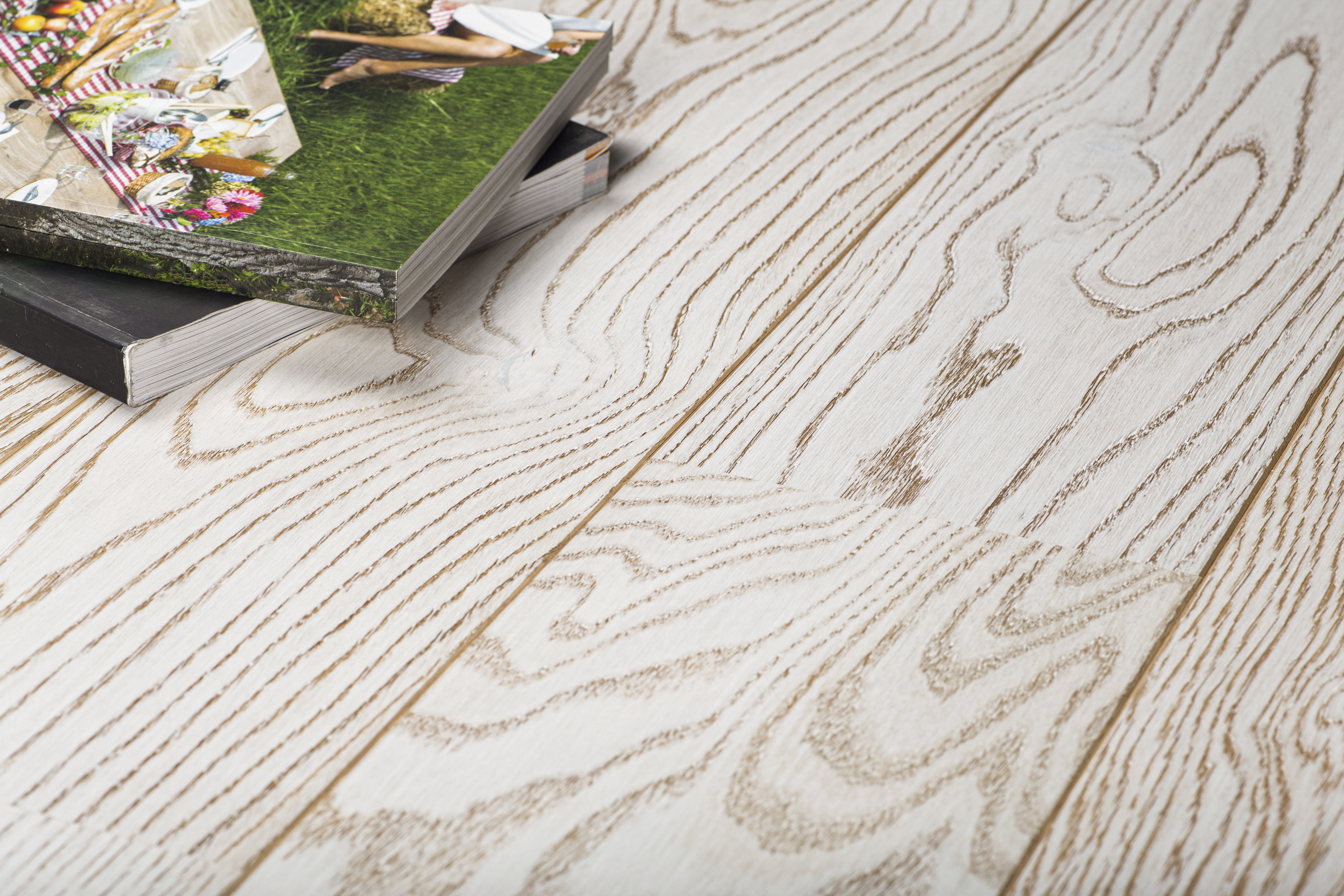 Изображение товара Паркетная доска Sommer Malmo Oak White 13.2мм фаска 4 стороны 1.182 м²