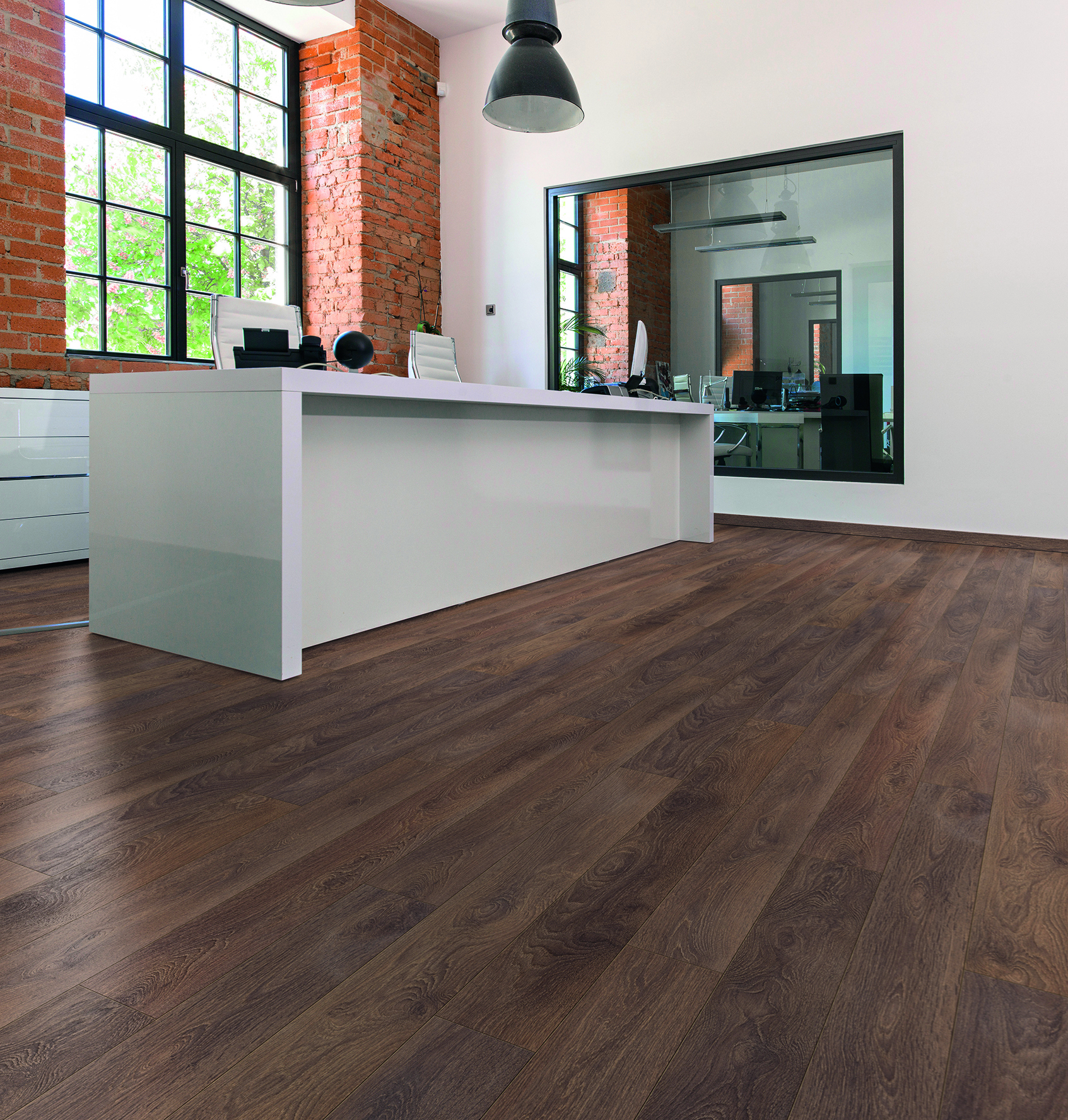 Изображение товара Ламинат Expert Choice Шейр Дуб 33 класс, толщина 12 мм, фаска 1.48 м²