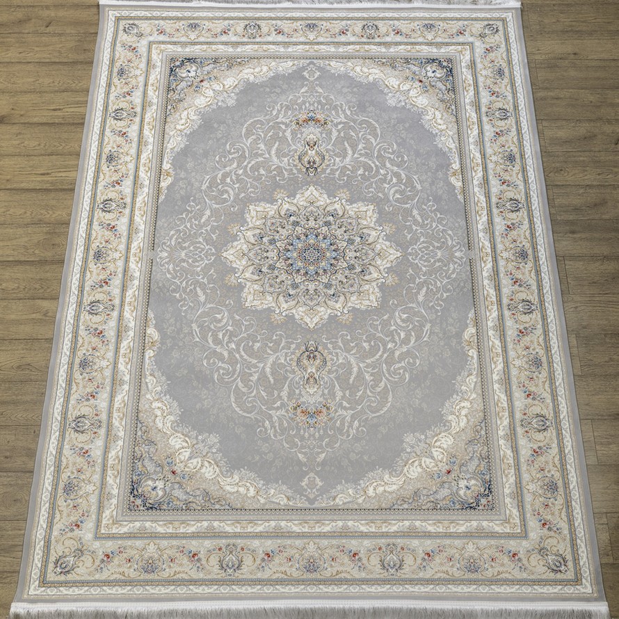 lavin-delvin-silver-200x300-59
