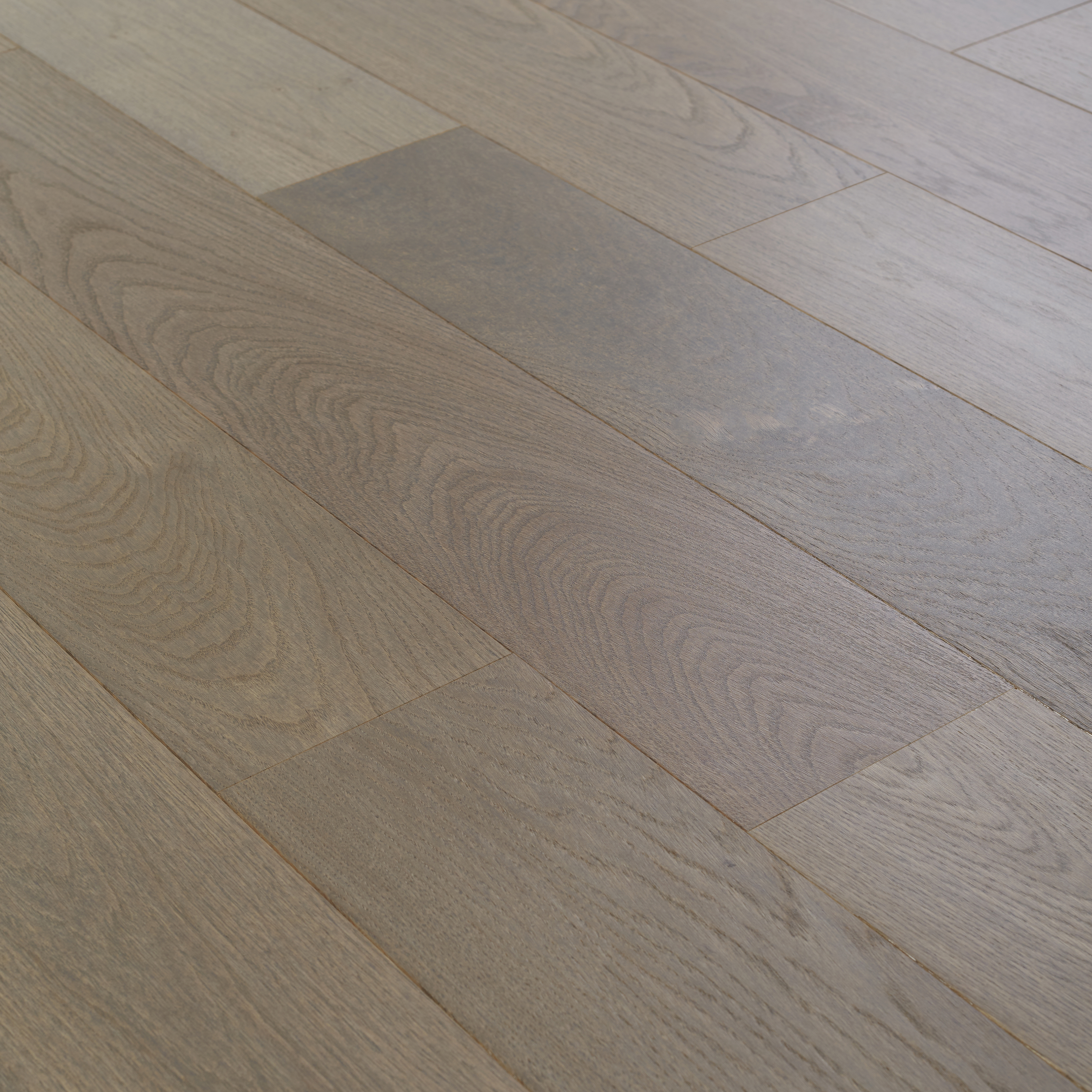 Изображение товара Инженерная доска Alloro Дуб Натур Серо-Коричневый лак 13 мм 1,86 м²