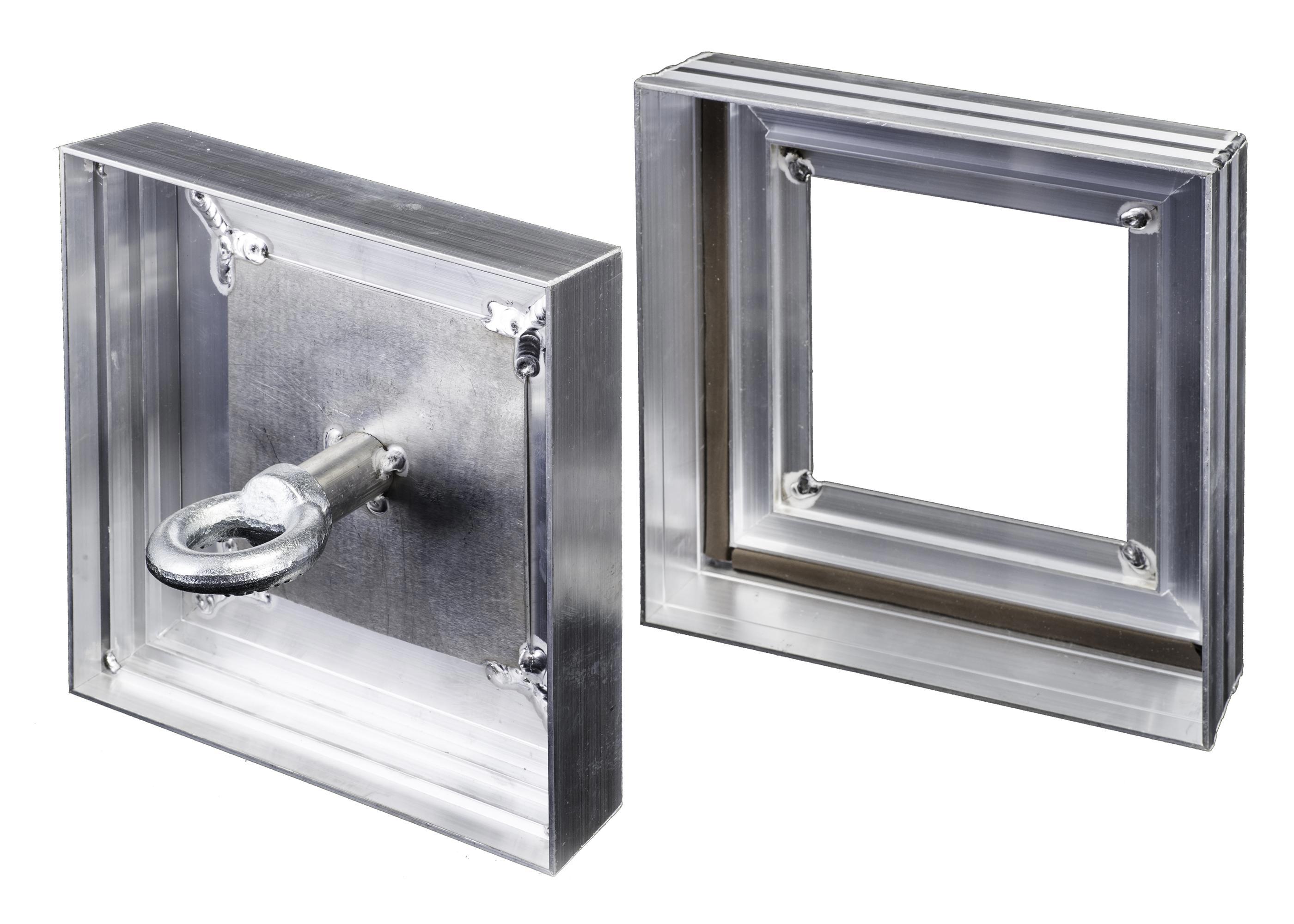 Изображение товара Напольный алюминиевый ревизионный люк Эвент ГК ЛНА 30x50 см с армирующей сеткой