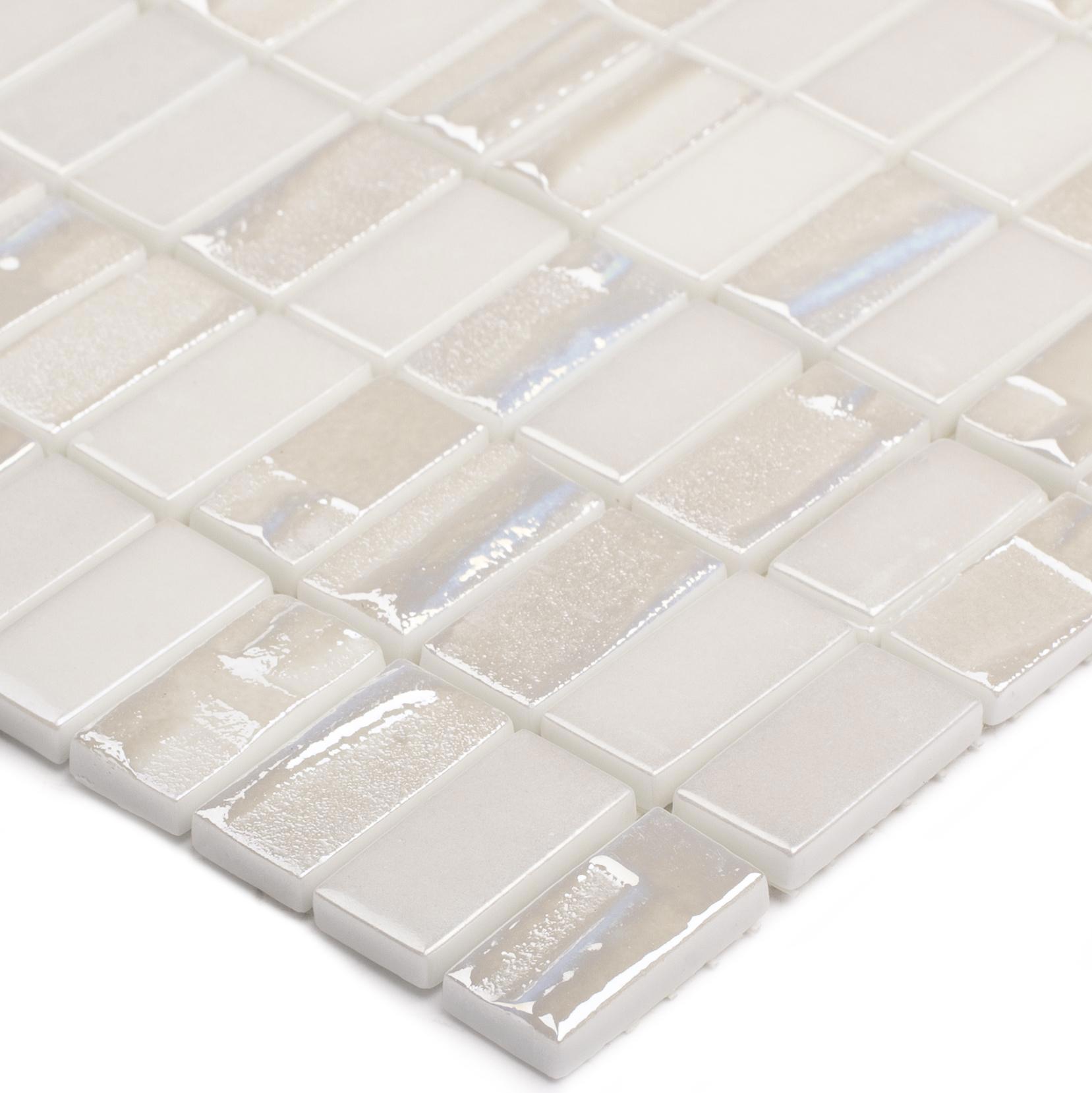 Изображение товара Декоративная стеклянная мозаика Vidrepur Bijou White 31.7×31.7 см для интерьера