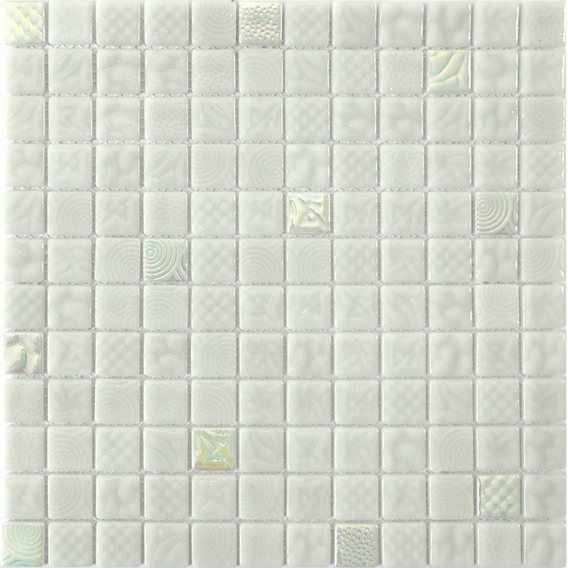 Изображение товара Декоративная мозаика из стекла Natural белая 31.7x31.7 см для интерьера и бассейна